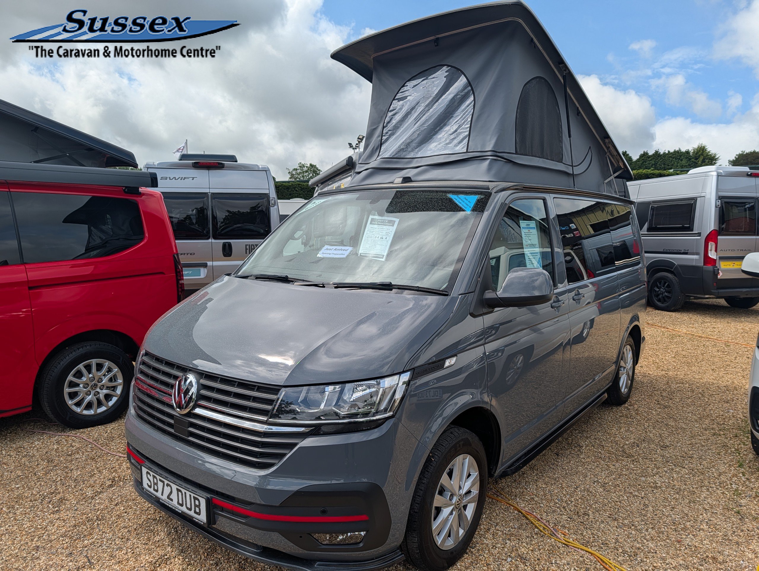 Volkswagen Transporter T28 Highline 2.0 TDI Out and About Camper