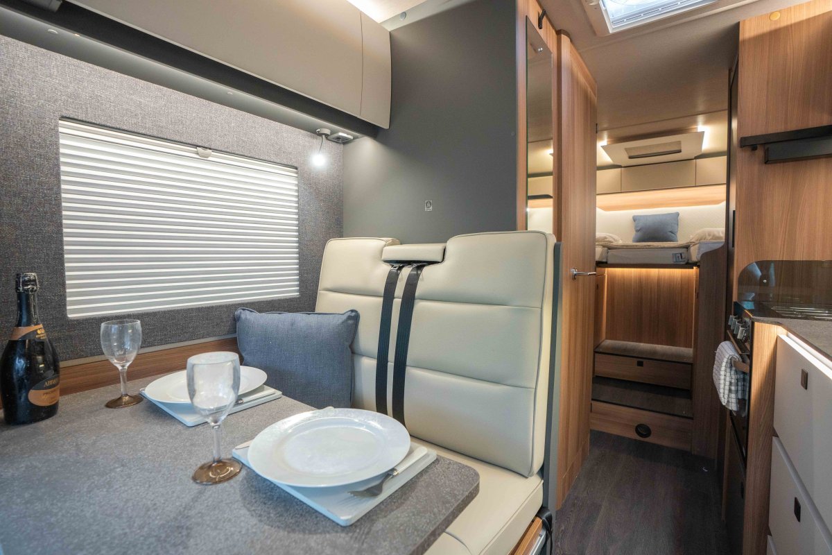 Auto-Trail Excel 690T 165BHP Auto