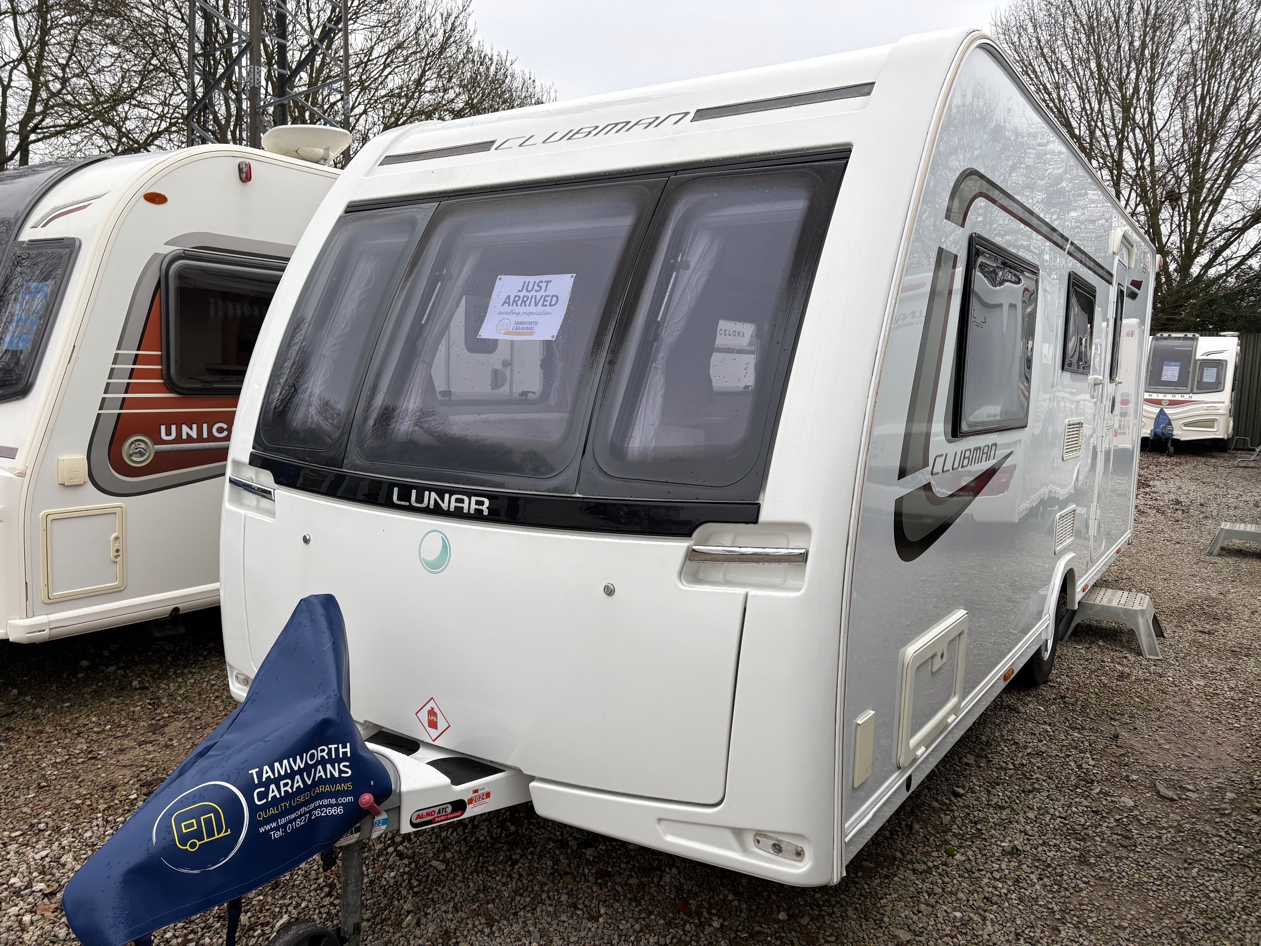 Lunar Clubman Es