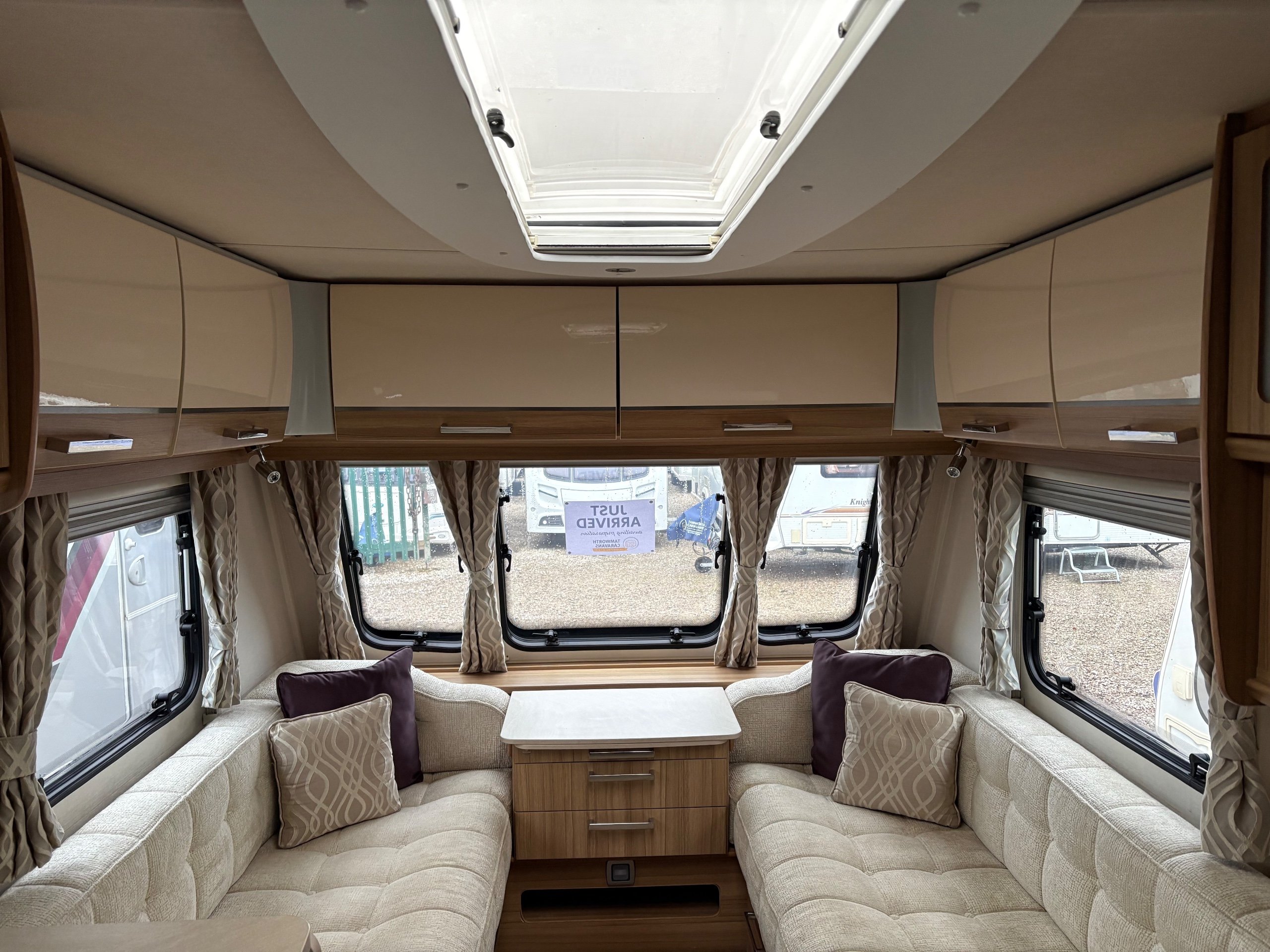 Lunar Clubman Es