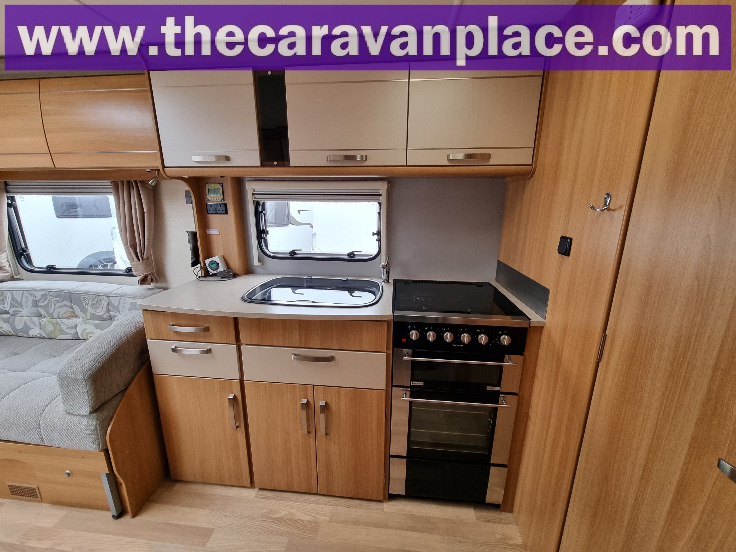 2014 Coachman VIP 460
