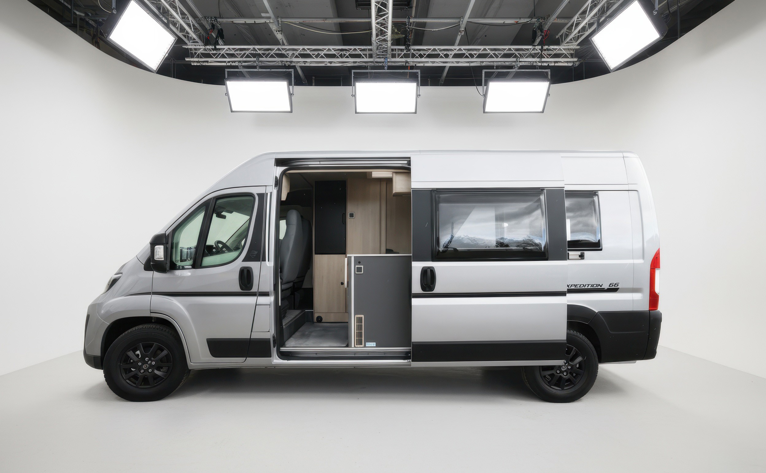 Auto-Trail Expedition 66