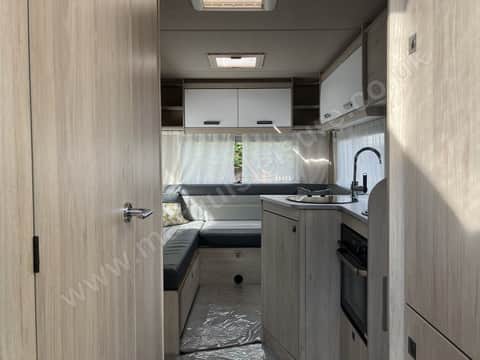 AUTOTRAIL F-LINE F68