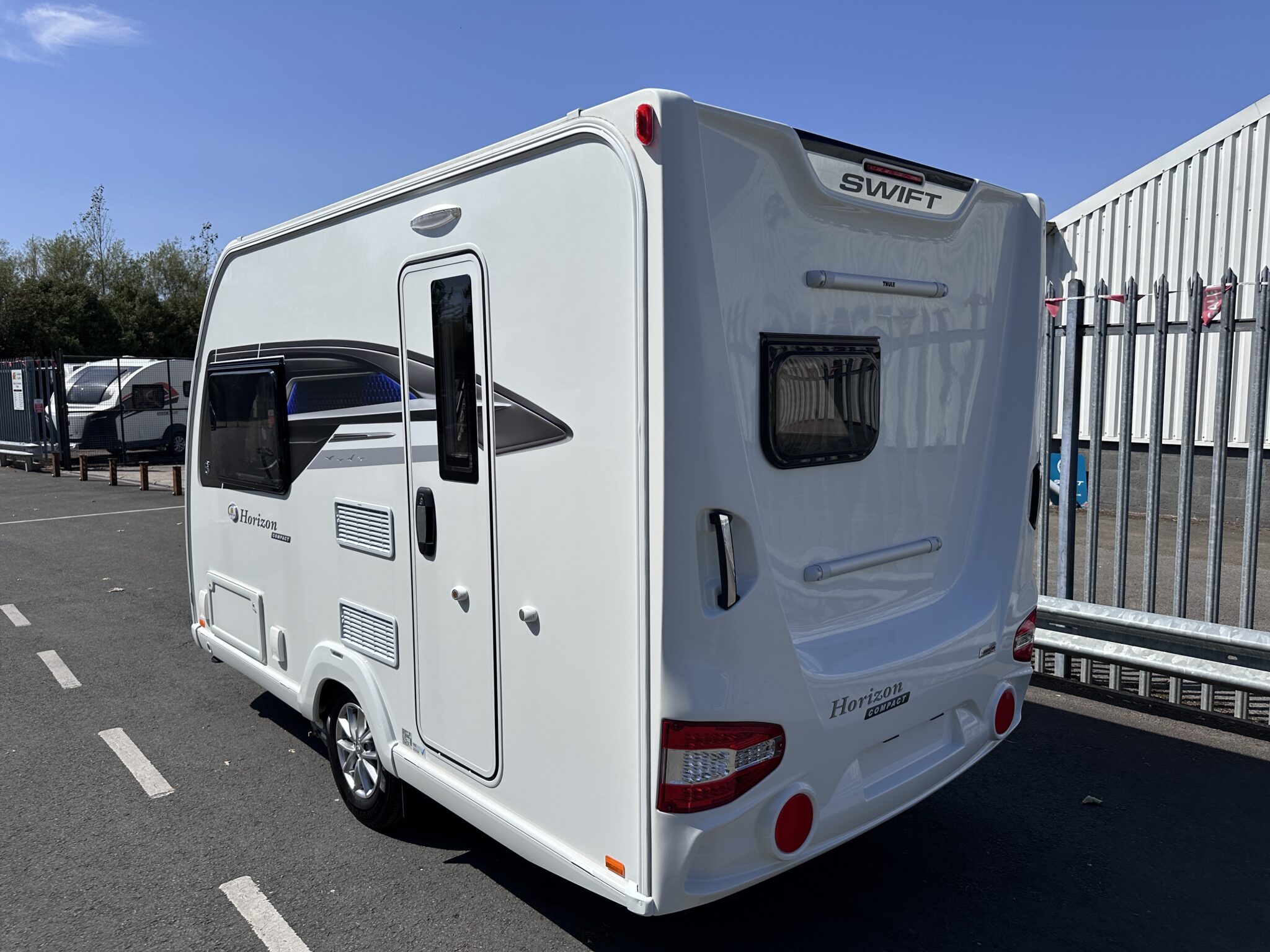 Swift Horizon Compact – 2023 Caravan