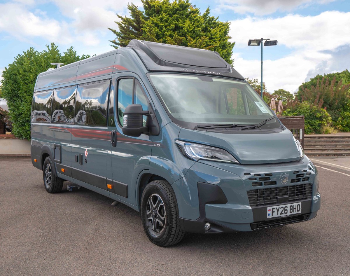 Autotrail V-Line 636 Sport 140BHP Auto