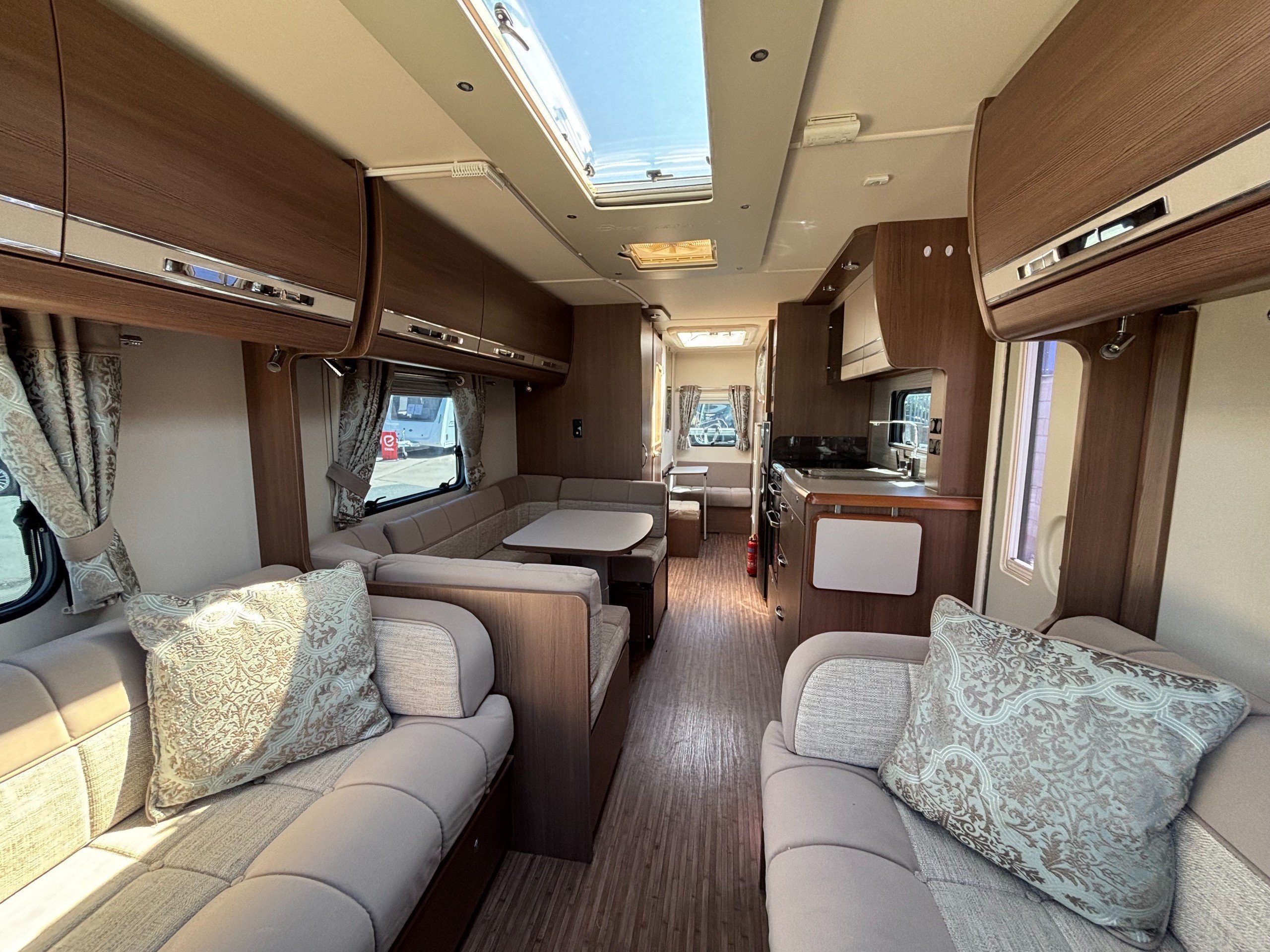 2017 Buccaneer Galera: 6 Berth Caravan with Transverse Island Bed