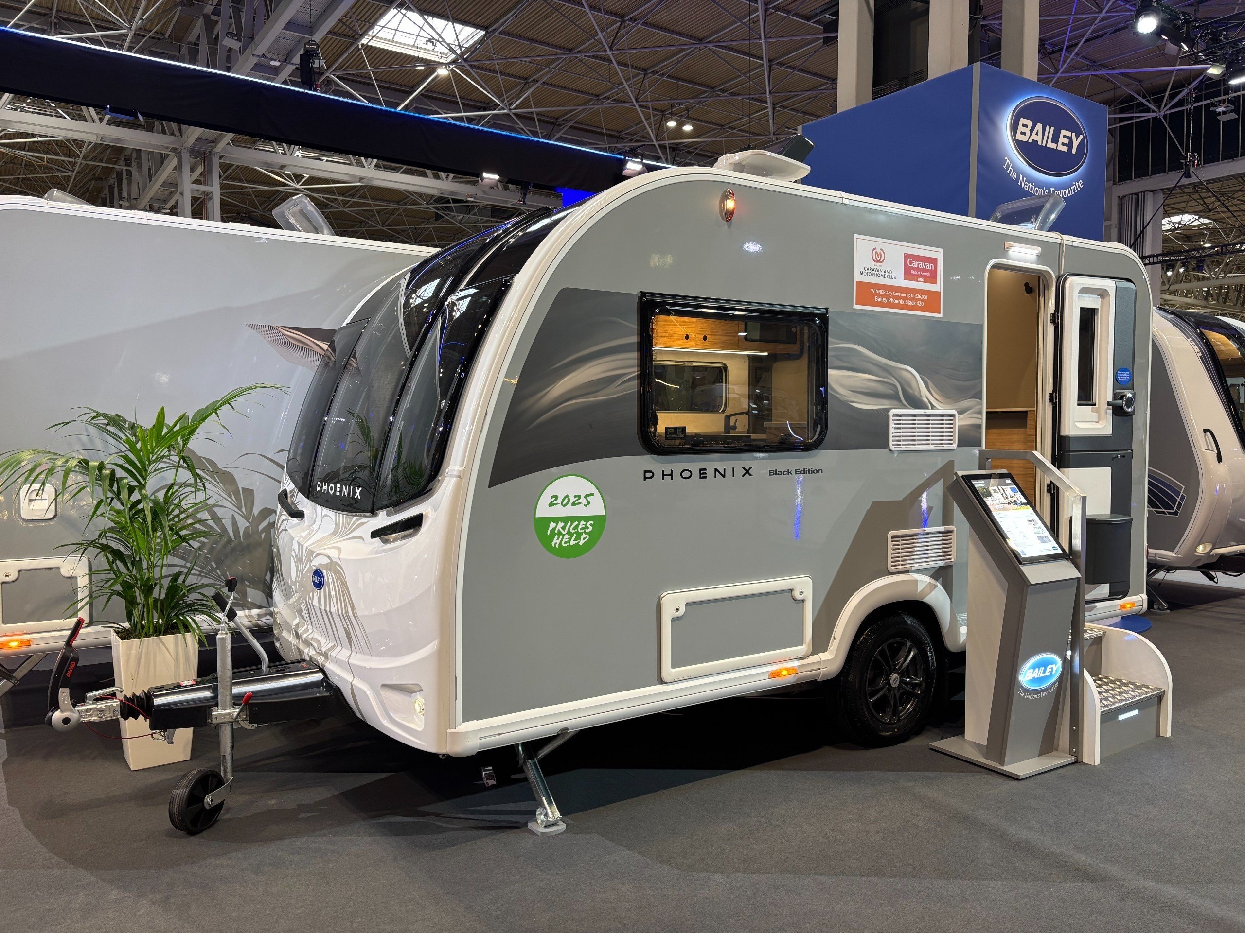 2026 Bailey Phoenix 420 Black Edition New 2 Berth Caravan