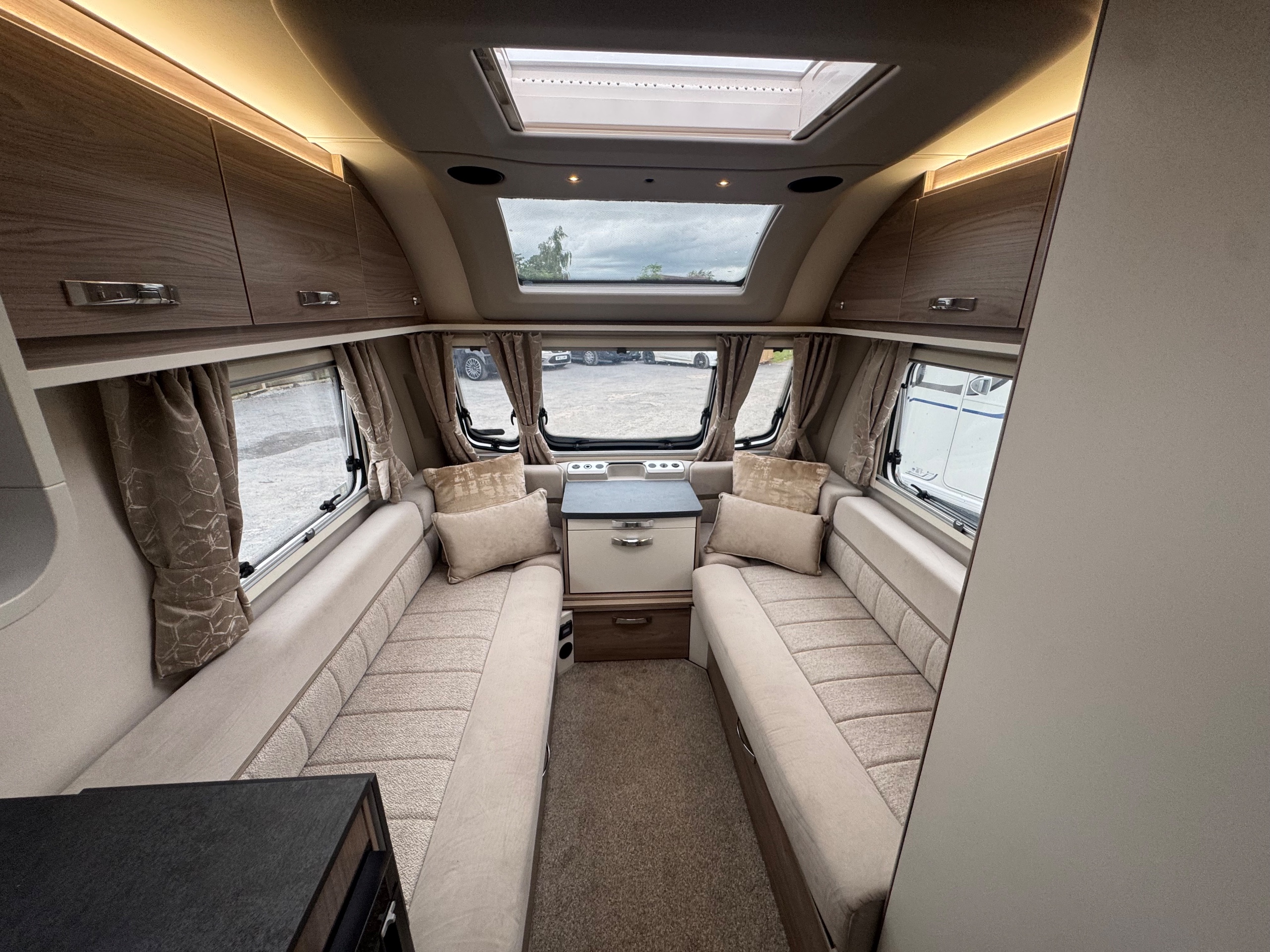 Swift Sprite Sunrise 590 / 6 berth