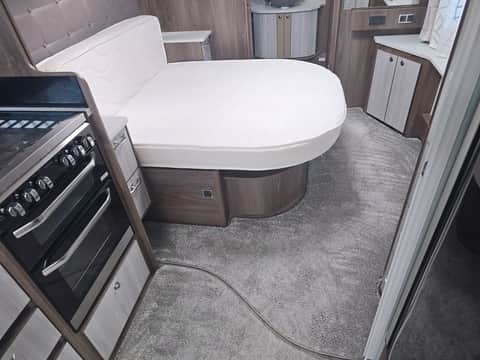 Coachman Lusso 2