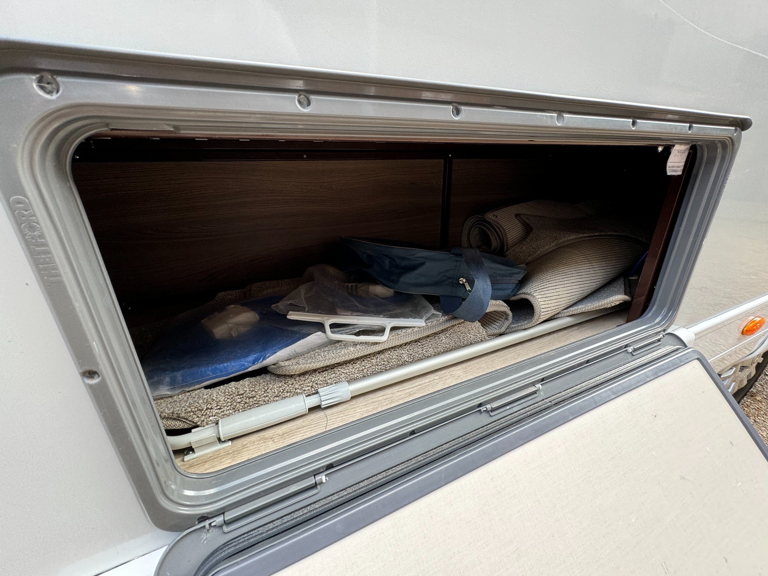 Auto-Sleepers Broadway Ek Tb Lp