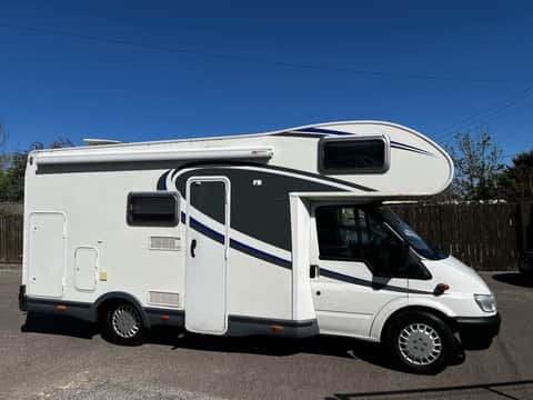 Chausson First Line 650 6 travelling belts MOT JUNE 2027