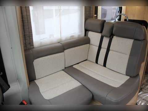 Auto-Trail Tracker Rb