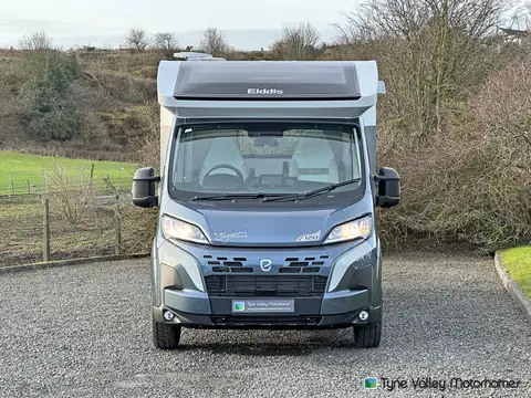 Elddis Signature 120