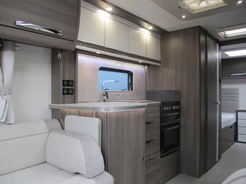 2020 Buccaneer Clipper 8ft-Wide 4-Berth with AWD Auto Movers