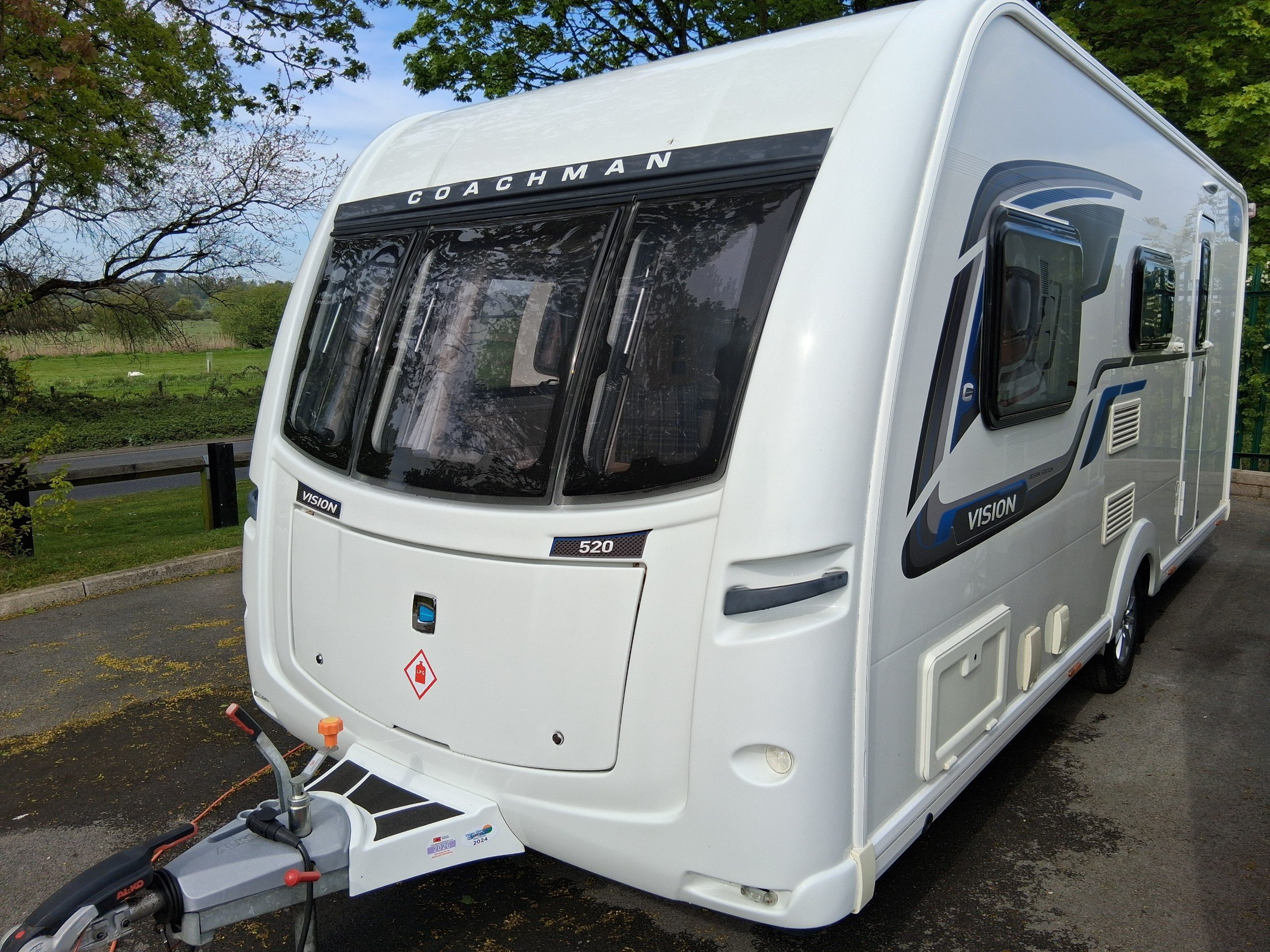 2016 Coachman Vision 450