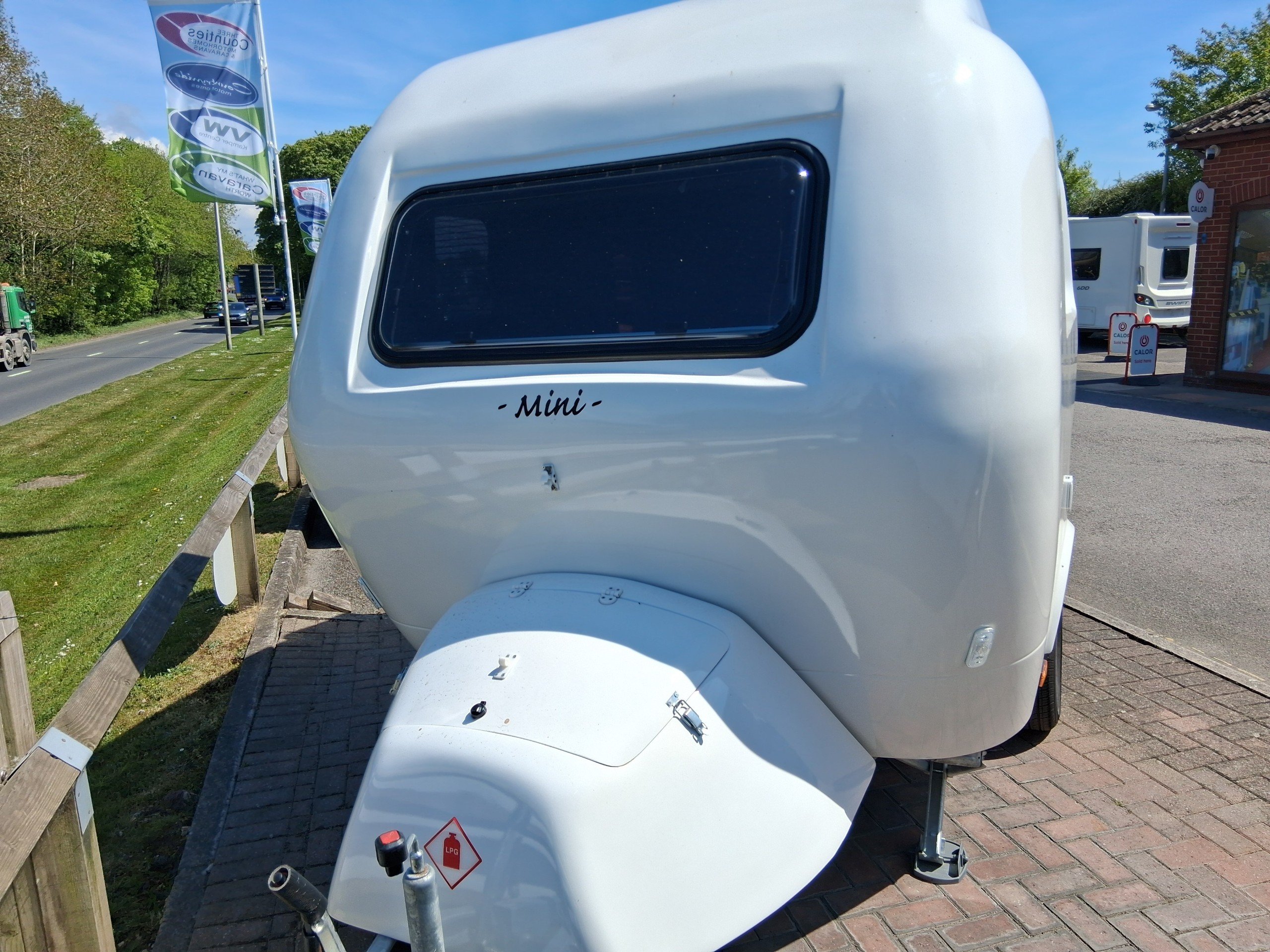 Capsule Mini