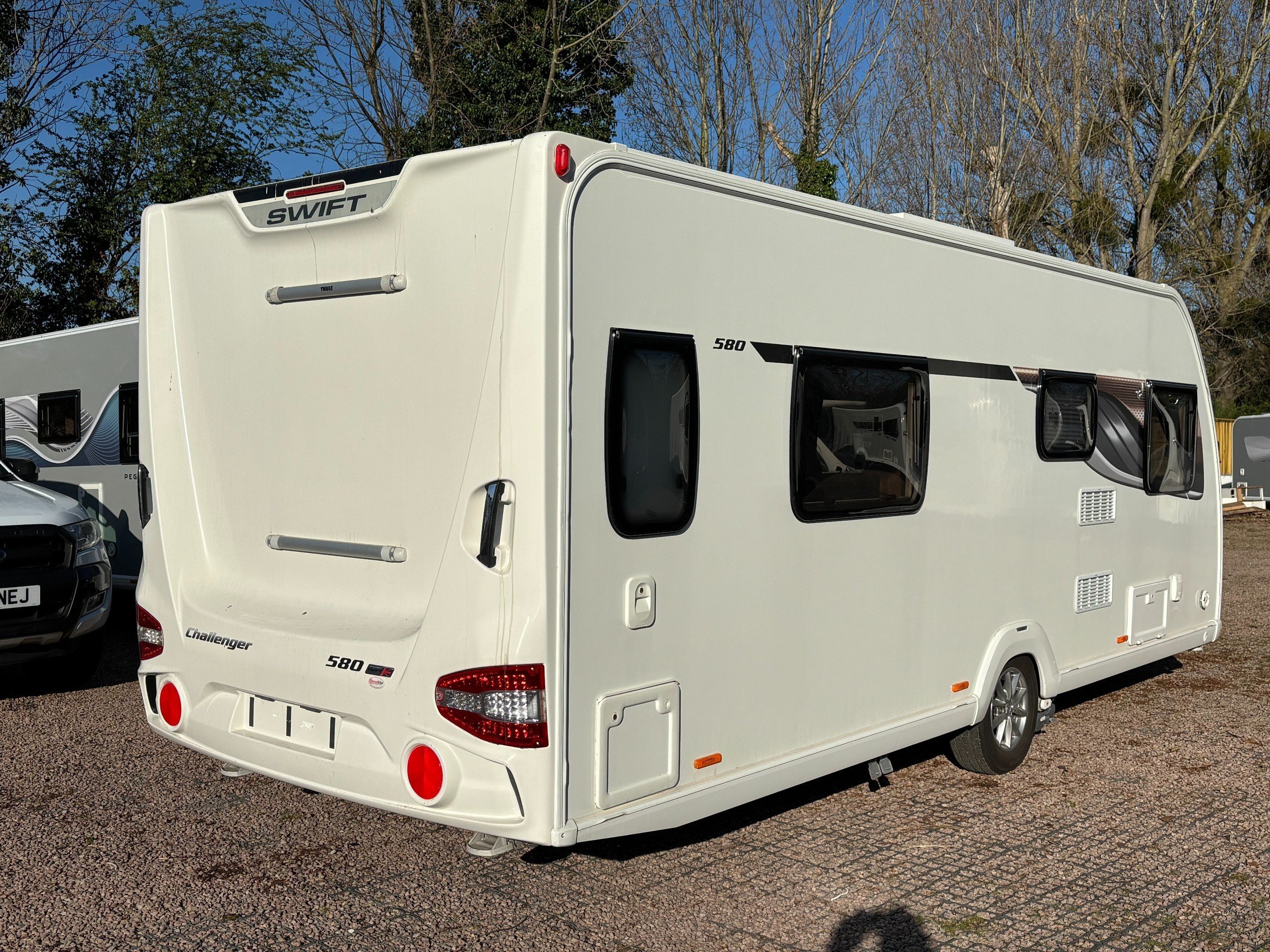 2019 Swift Challenger 580 Lux 4 Berth Transverse Island Bed