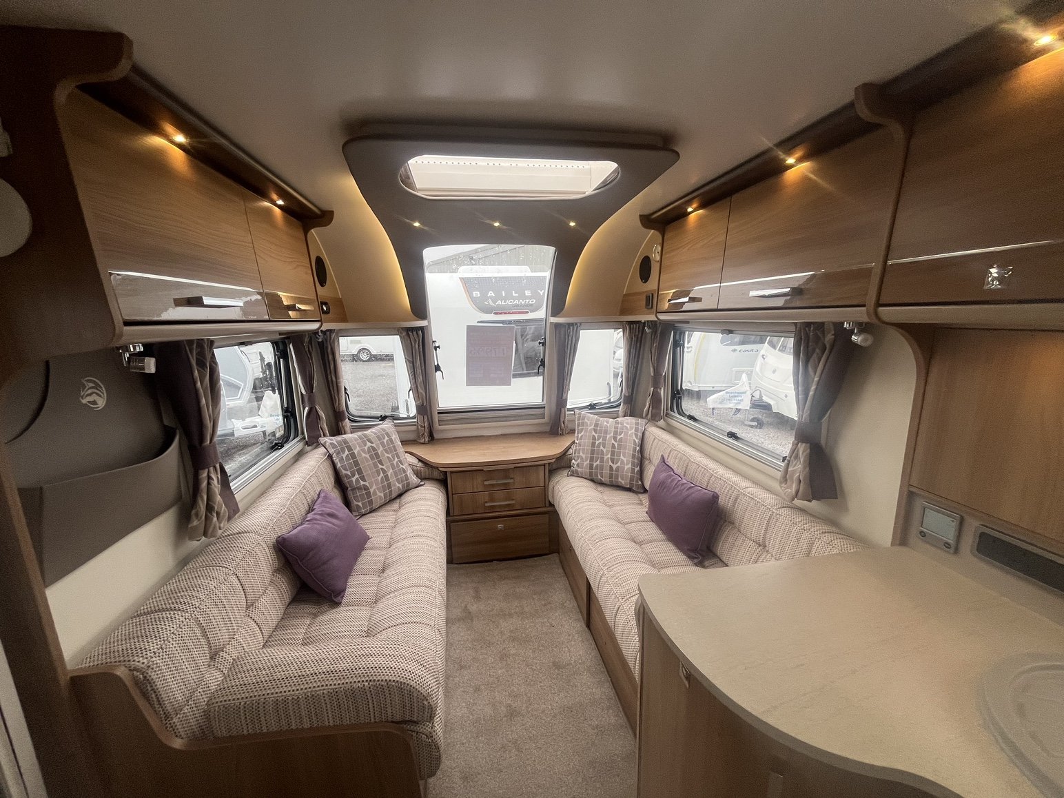 2016 Bailey Unicorn Cadiz