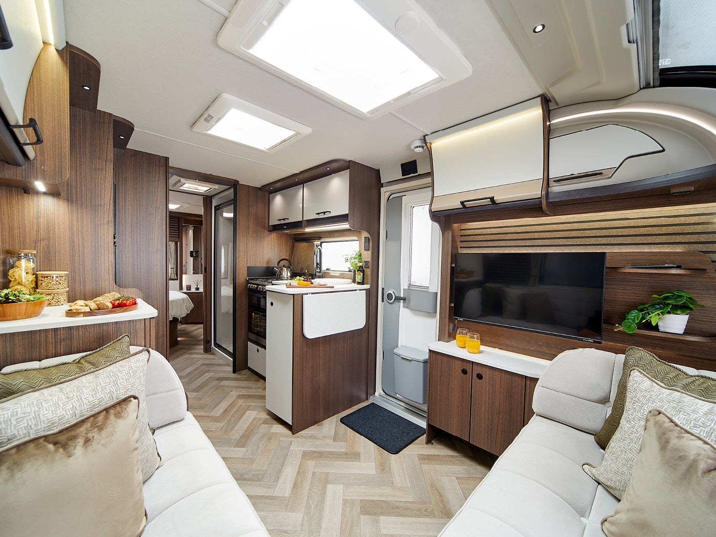 Coachman Laser 855 Xtra — 2027 Season
