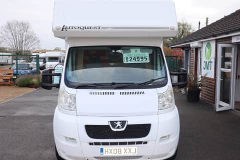 Elddis Autoquest 130 ELDDIS Autoquest 130, 5 Berth, 4 seat belts, Awning, Bike rack, Oven/Hob/Grill, Hot water, Heating