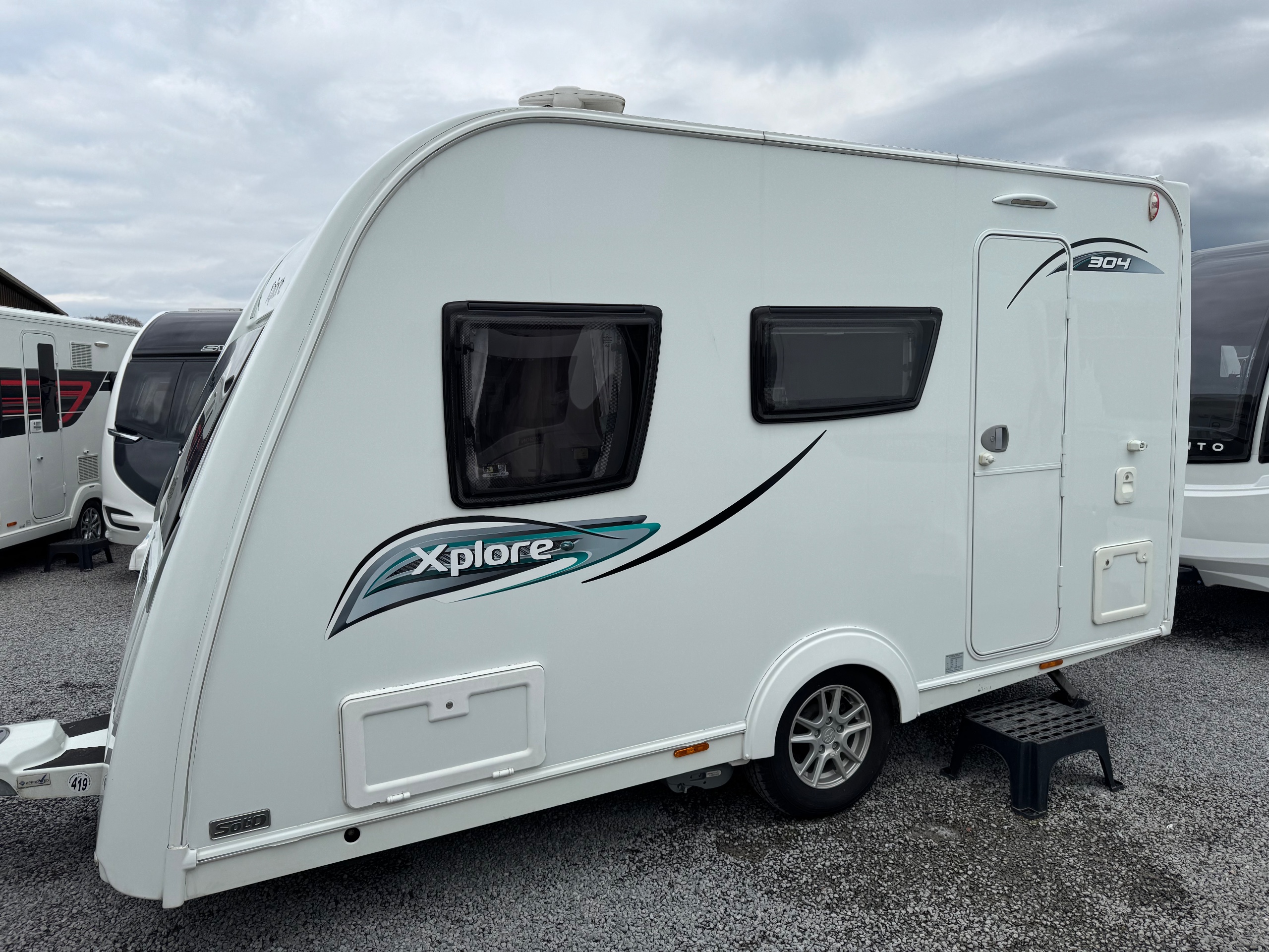 Elddis Xplore 304 / 4 BERTH