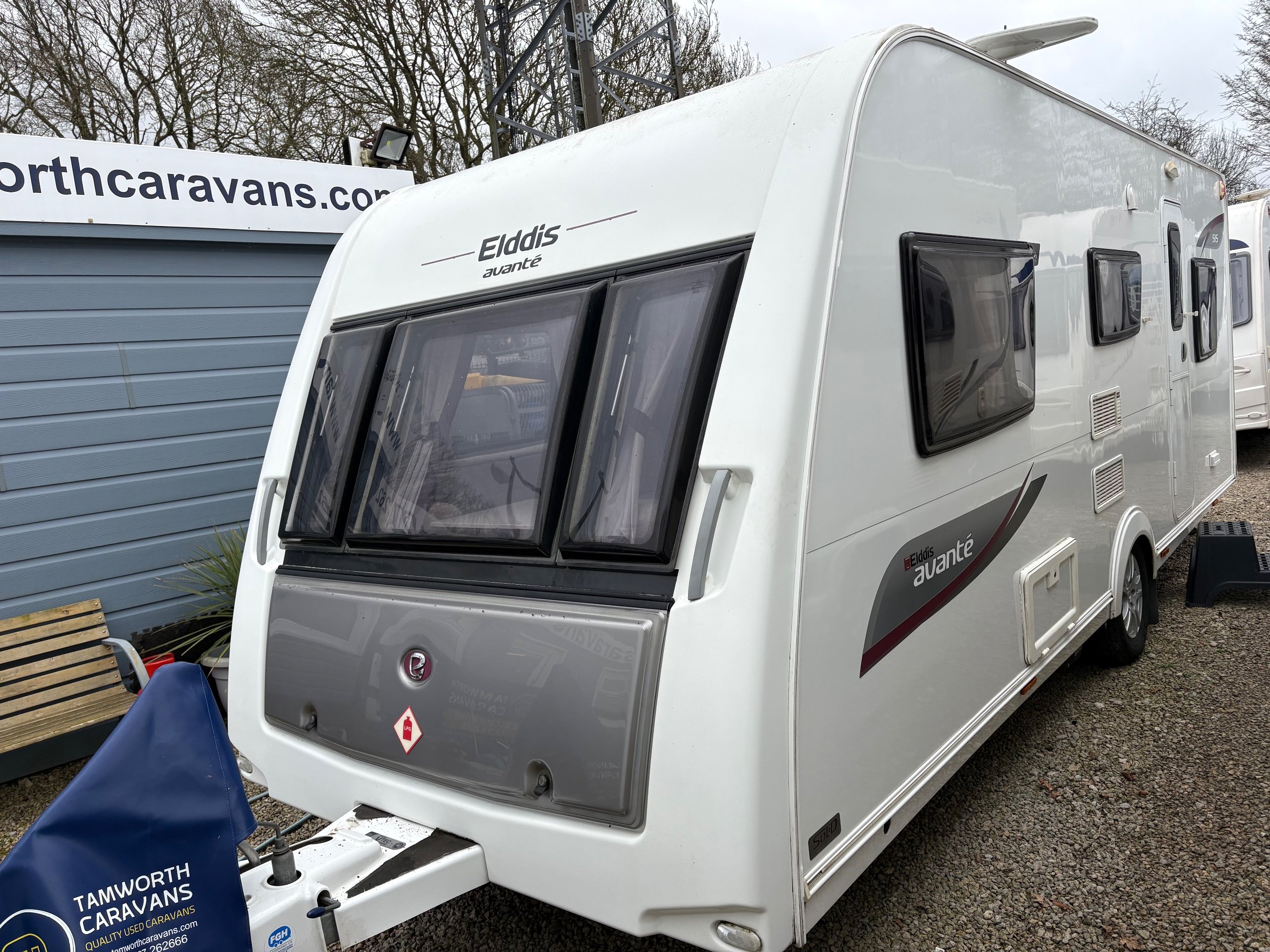 Elddis Avante 515
