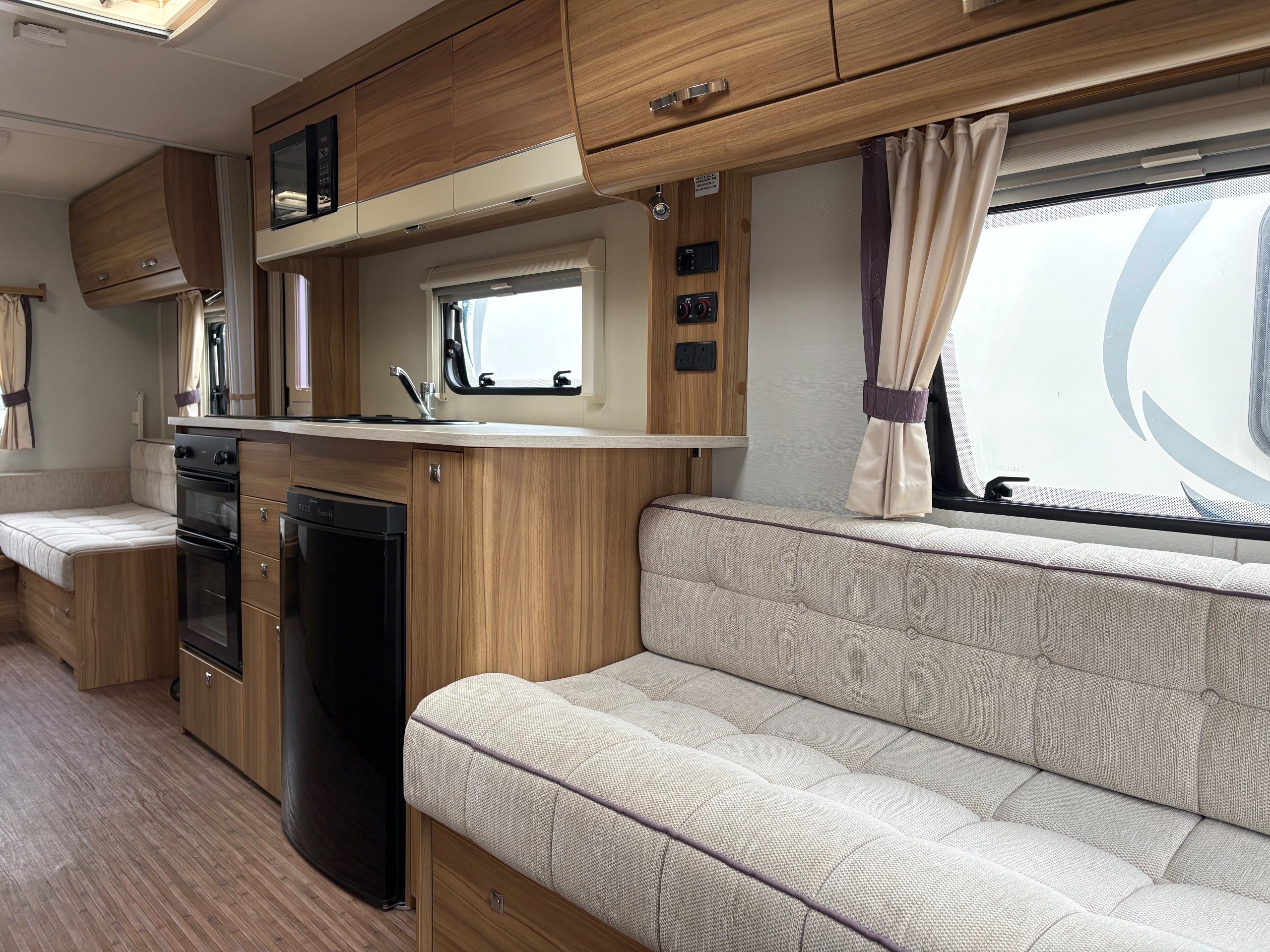 Elddis Avante 515
