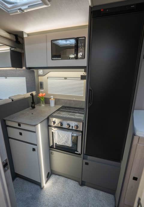 Auto-Trail F-Line F70 165BHP Auto
