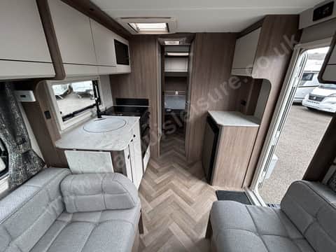 Coachman ACADIA 545