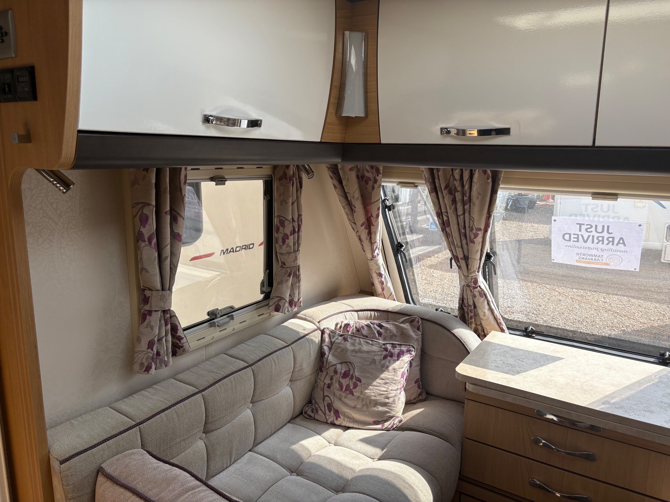 Elddis Crusader Shamal