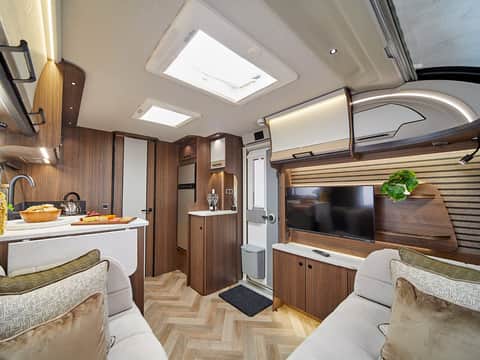 Coachman Laser 845 Xtra — 2027 Season