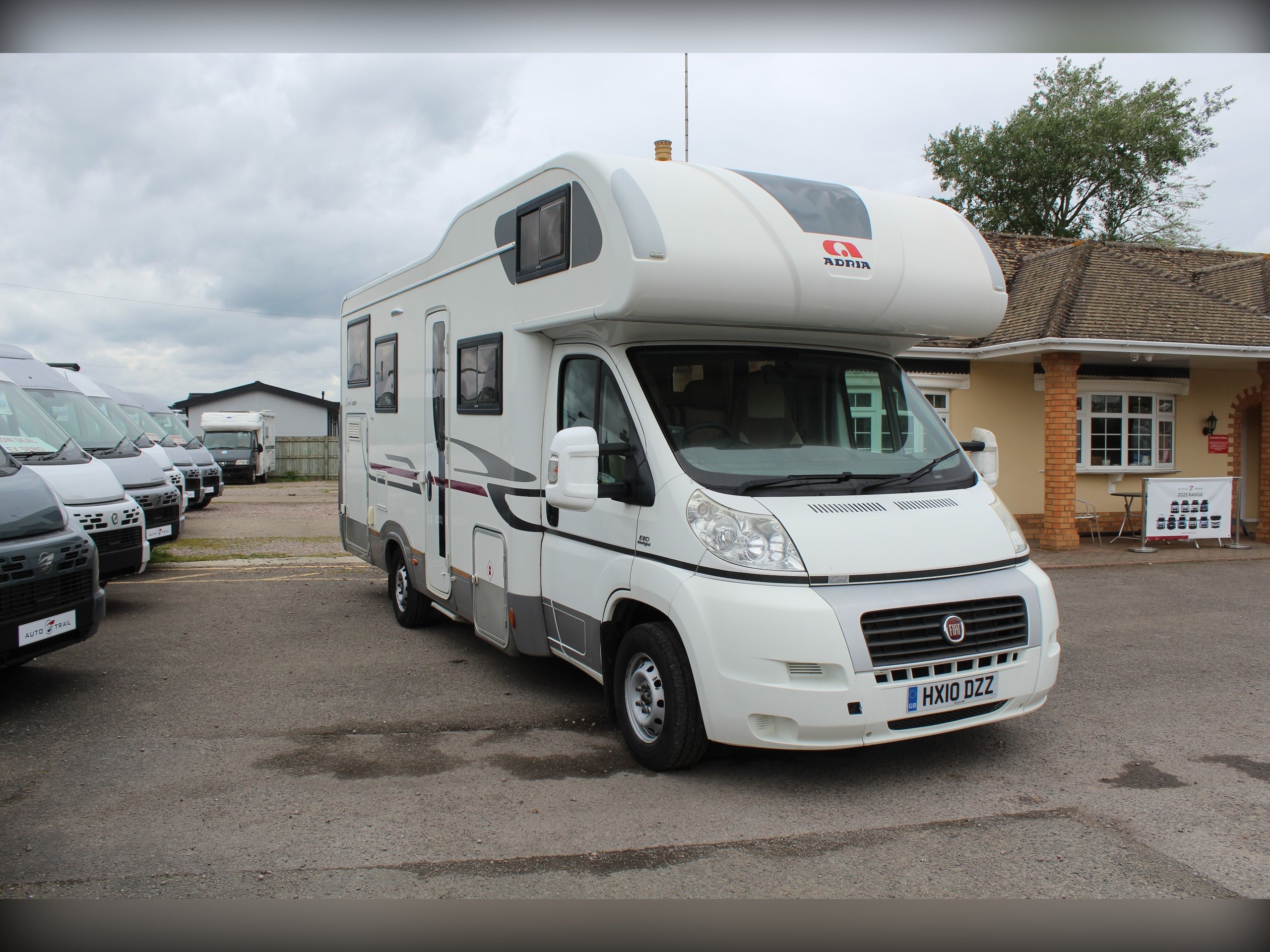 2010 Adria Coral A 660 SP HUGE GARAGE