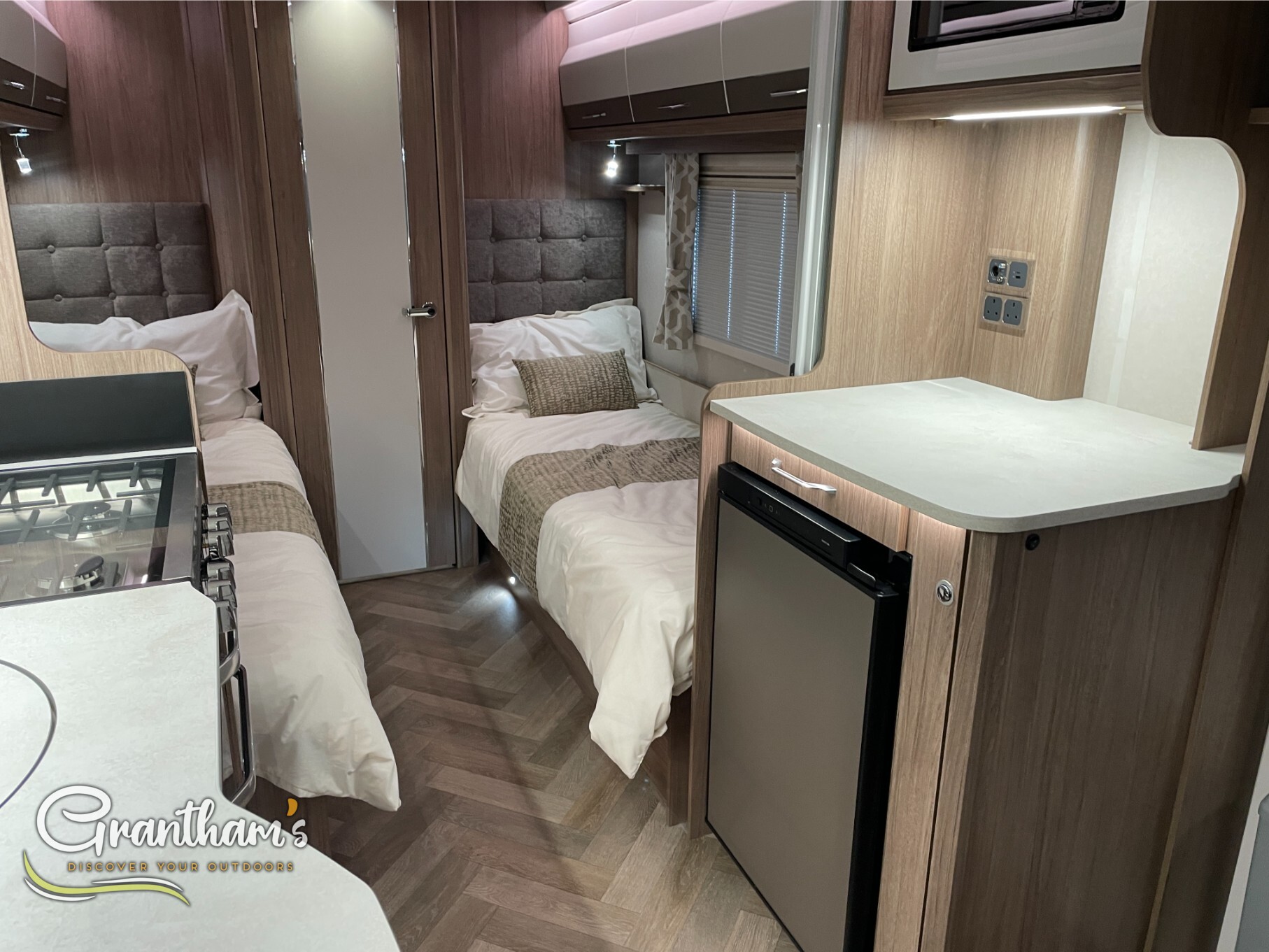 2026 Coachman Vip 565