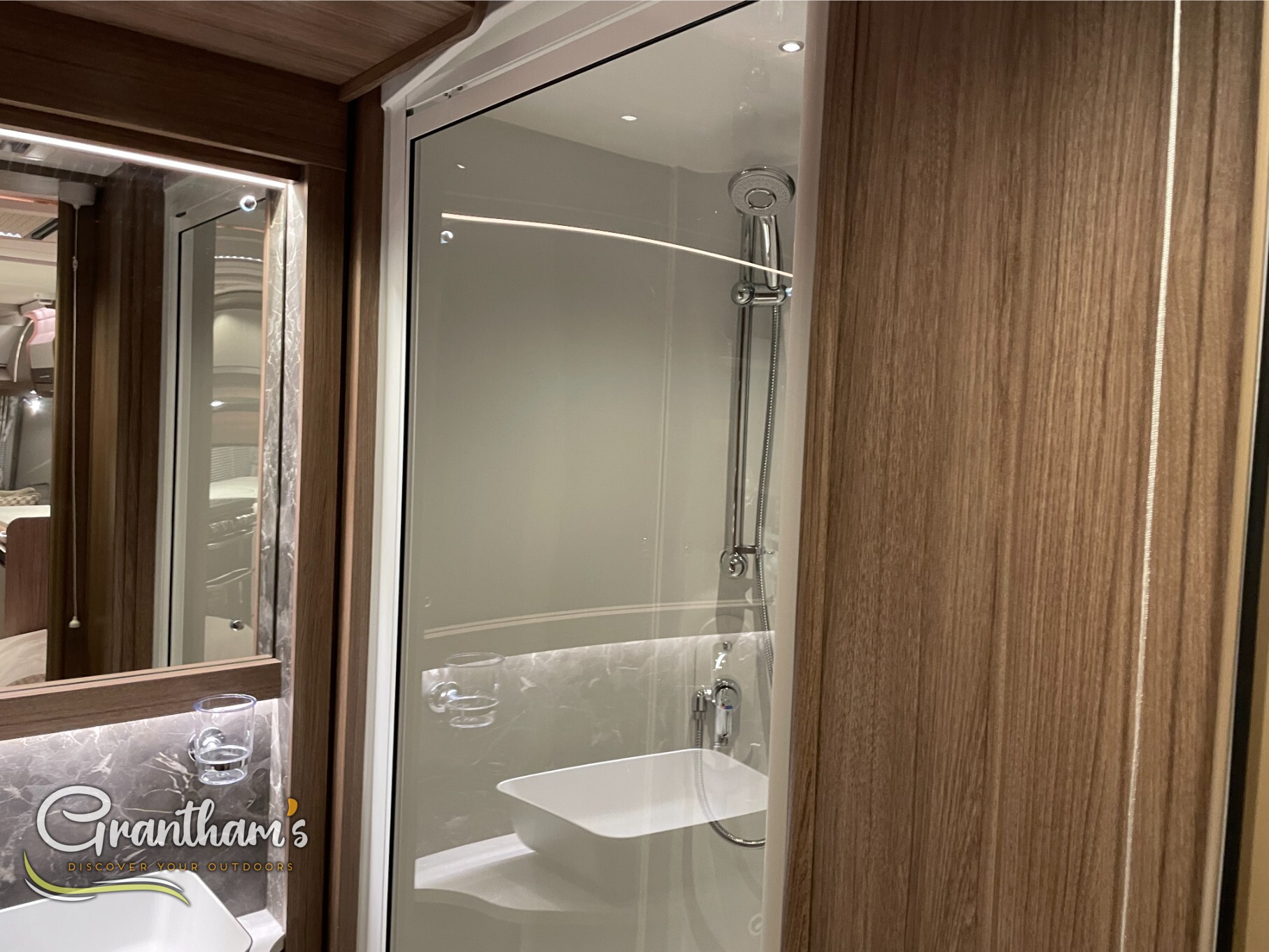 Coachman Vip 565