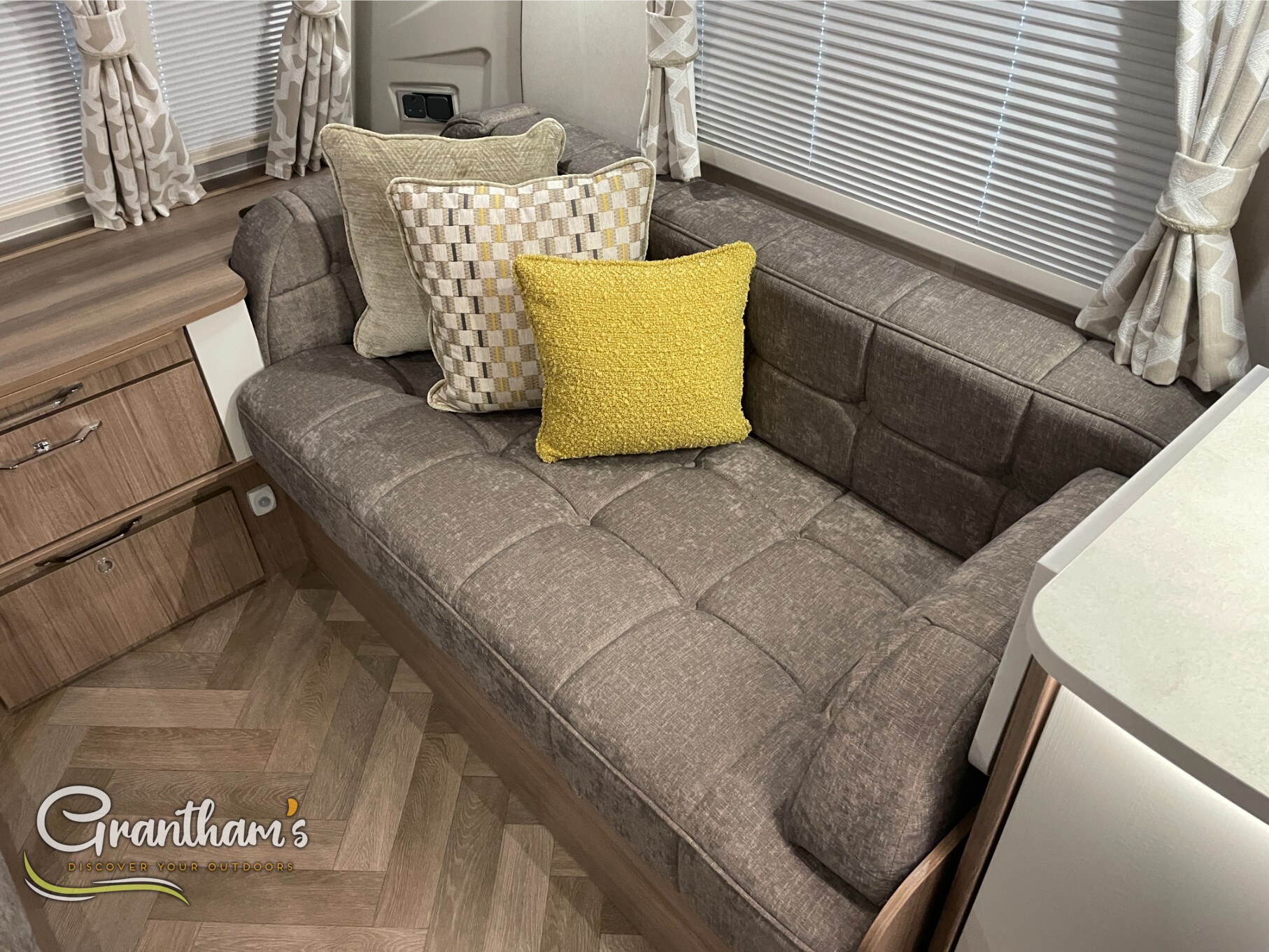 2026 Coachman Vip 565