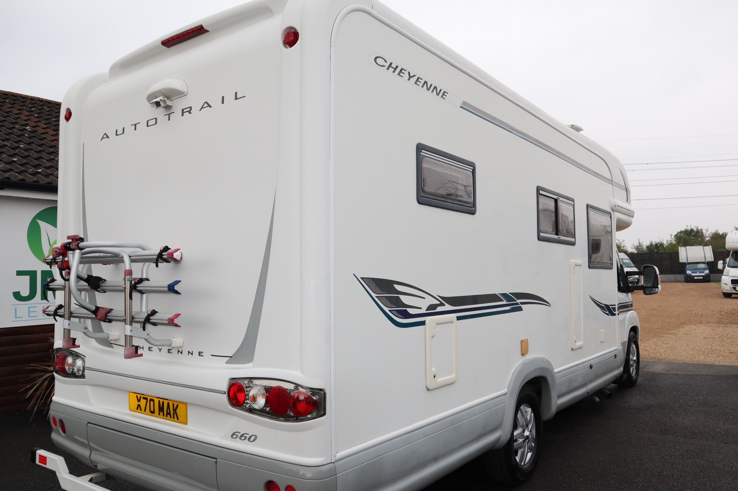 Auto-Trail Cheyenne 660 Low-Line Fiat Fiat Ducato, 4 Berth, 2 Belts, Fixed Bed, MOT, 12 Months Warranty, Habitation Service