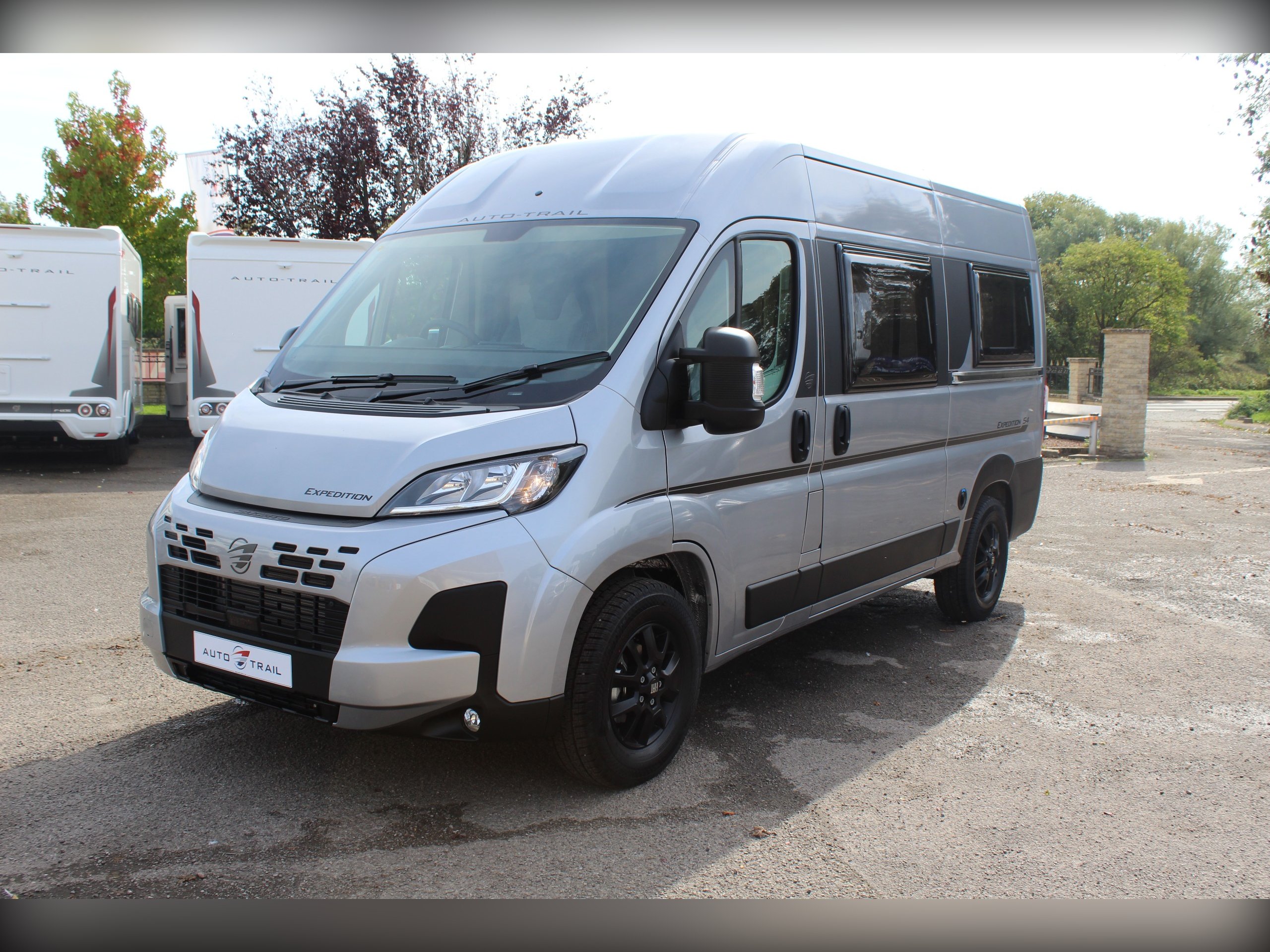 2026 Auto-Trail Expedition 54