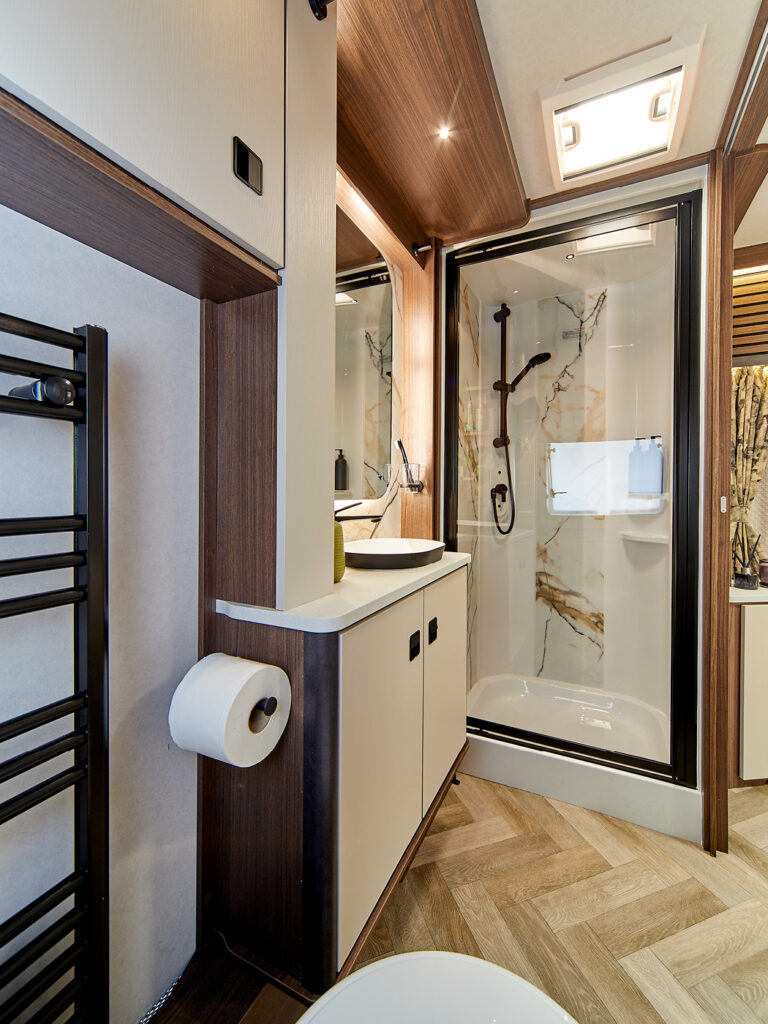 Coachman Lusso Ii
