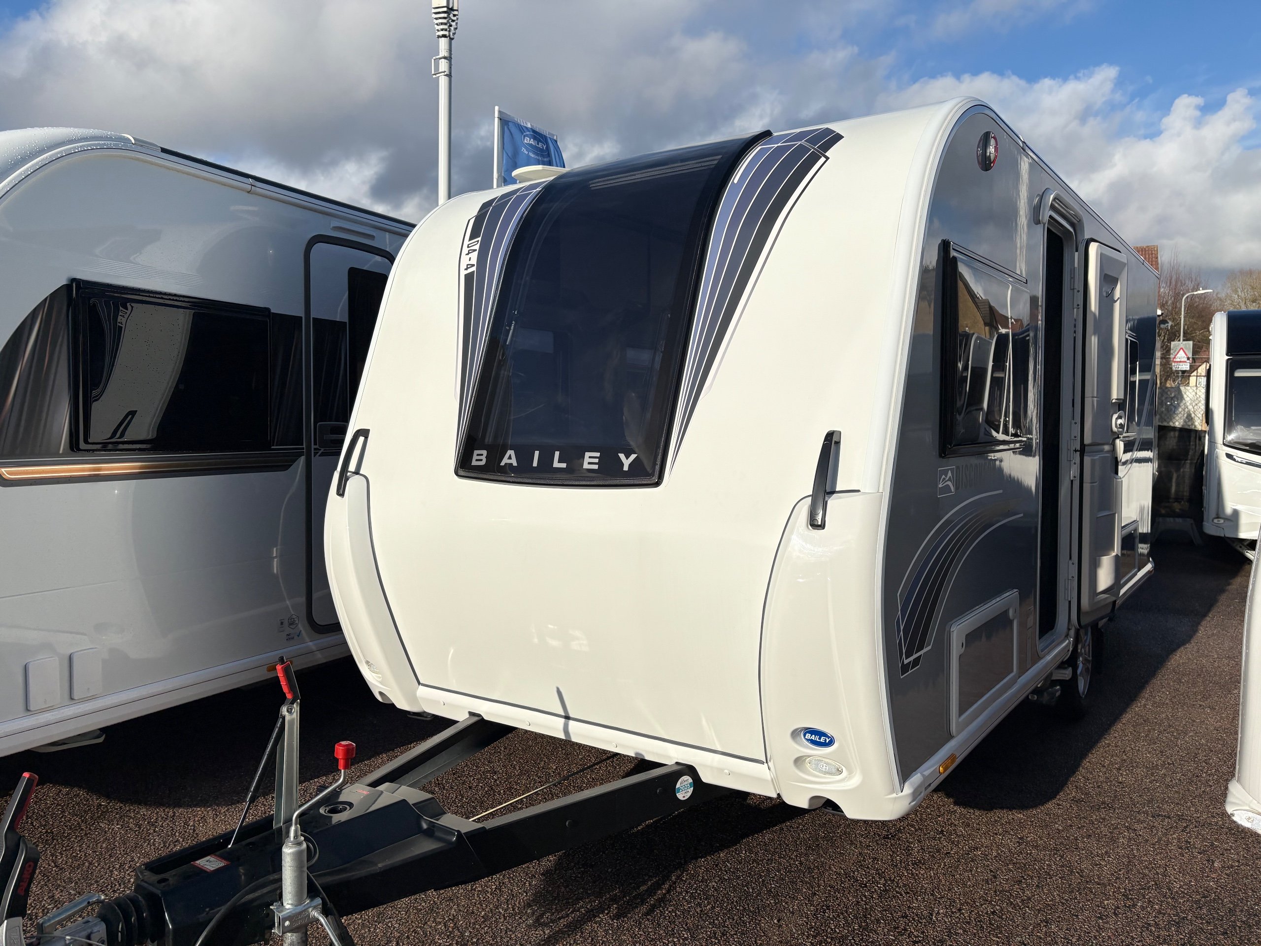 2023 Bailey Discovery D4-4