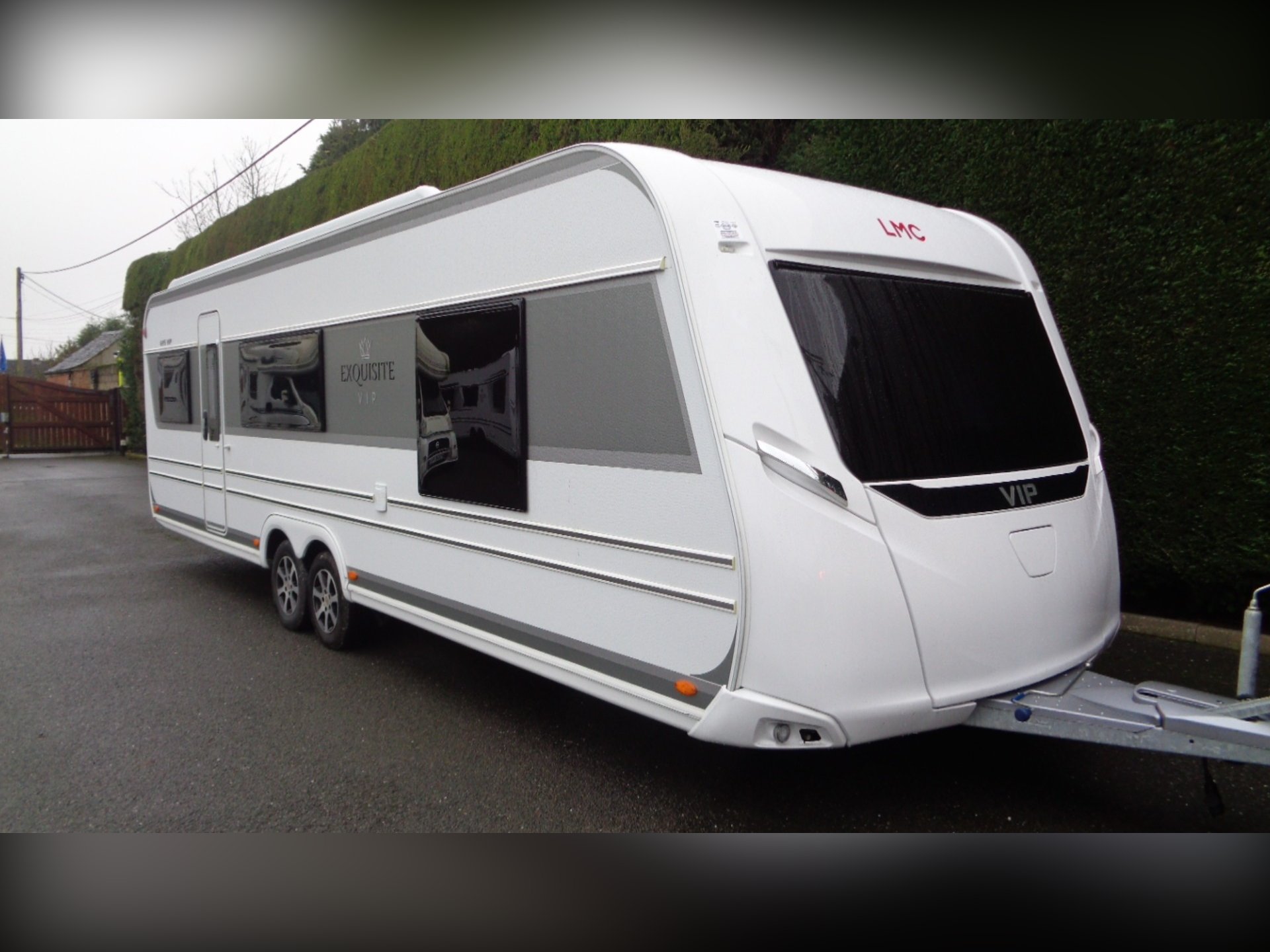 LMC 695 Vip Exquisit