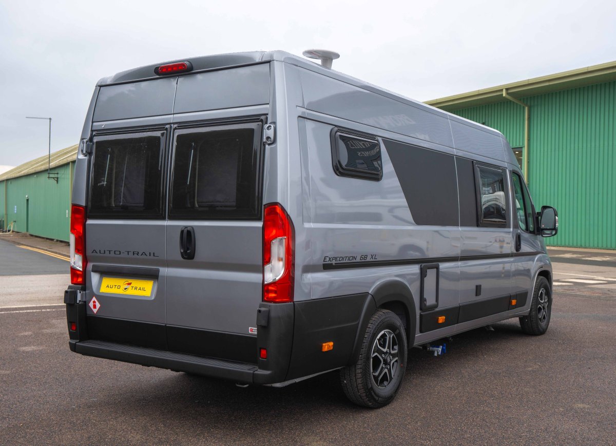 Auto-Trail Expedition 68 XL 140BHP 2024 4-Berth Manual Motorhome
