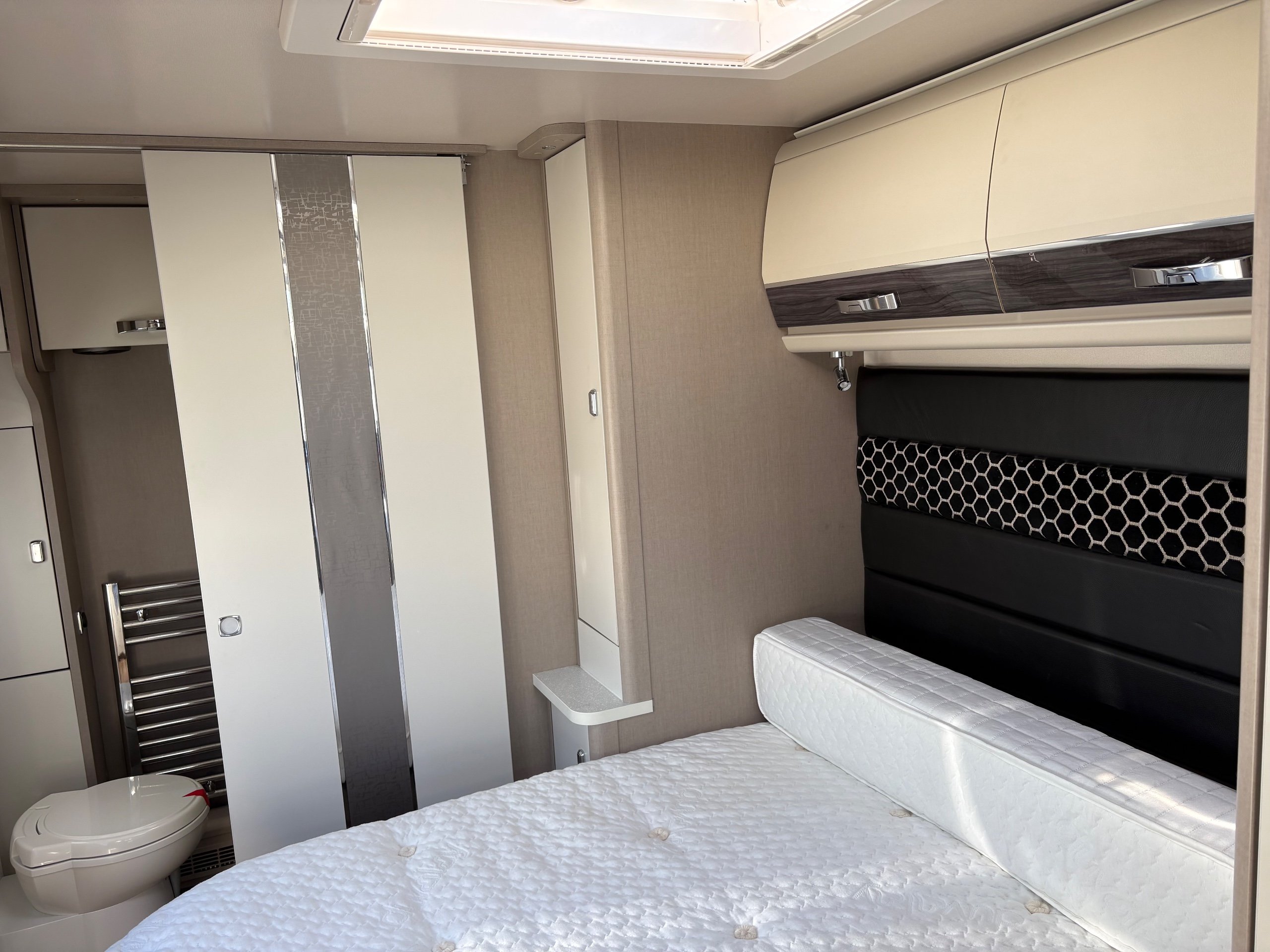Sterling Continental 580