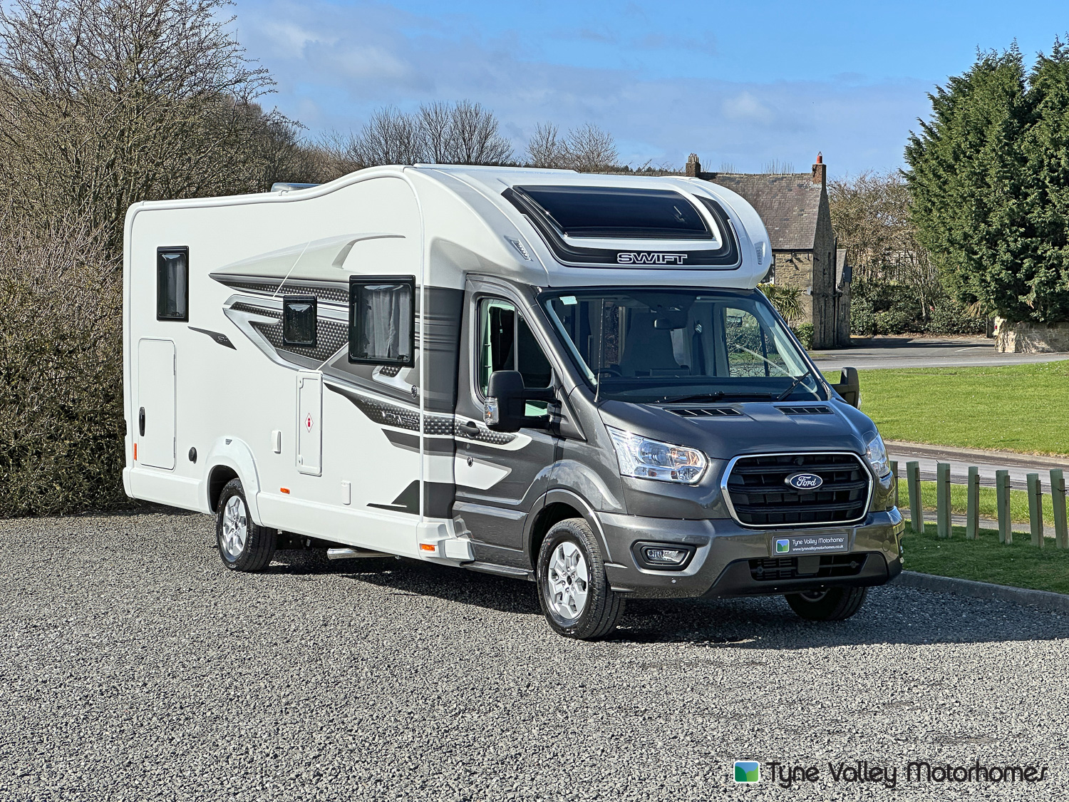 Swift Voyager 594