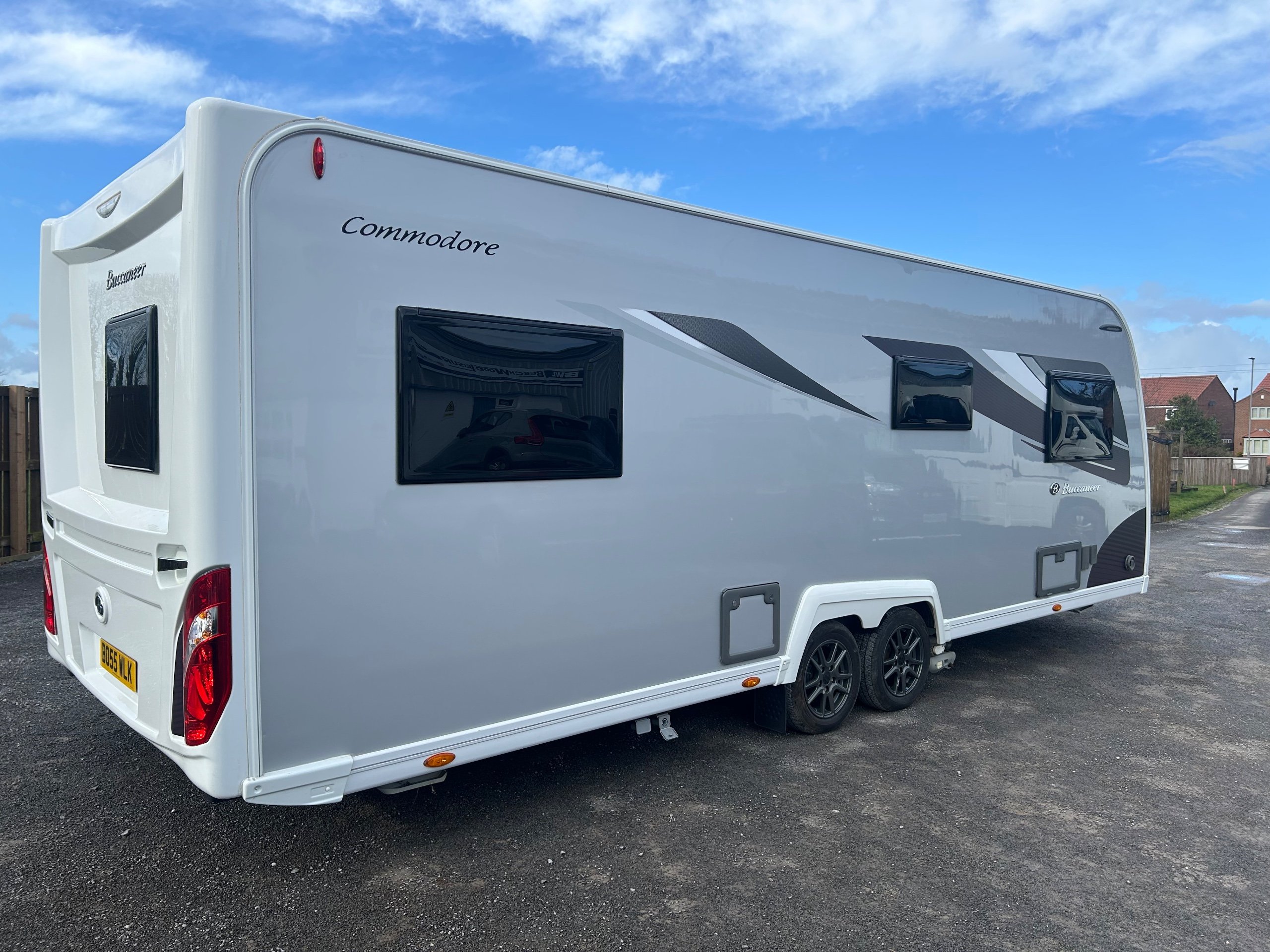 2020 Buccaneer Commodore
