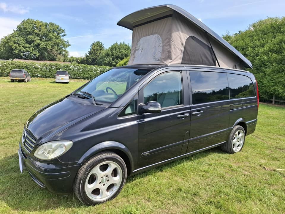 Mercedes-Benz Viano - Exterior - Front