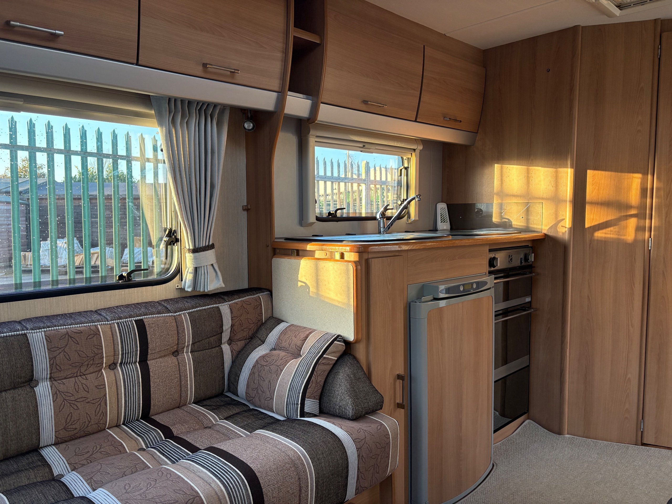Elddis Liberte 15/2 (2008) 2-Berth Caravan with End-Washroom