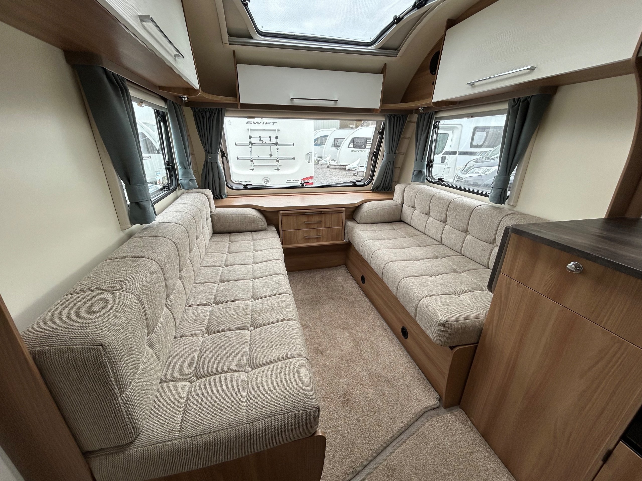 2018 Bailey Pursuit 550-4 Used 4 Berth Caravan with Twin Fixed Single Beds