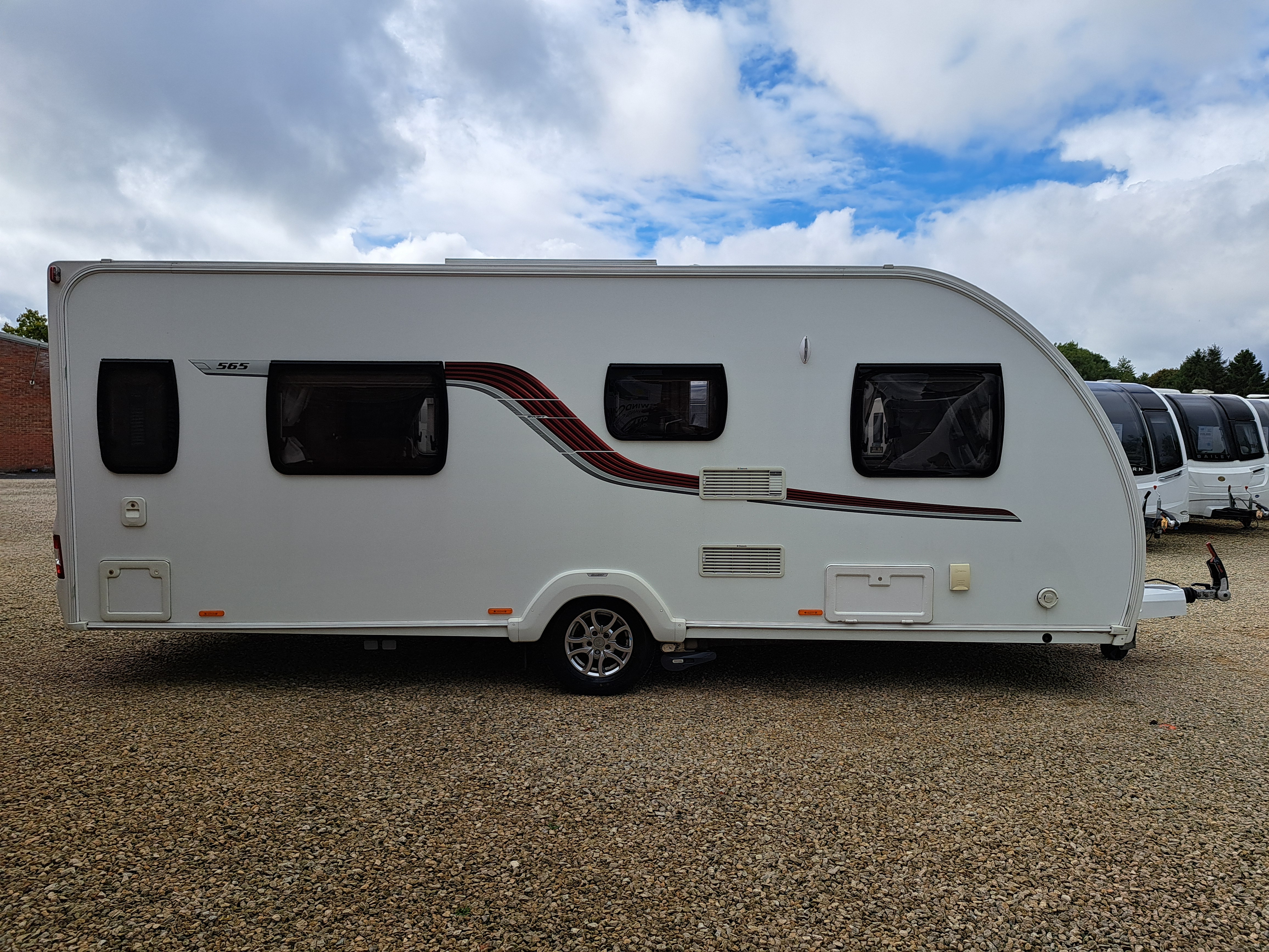 Swift Challenger 565