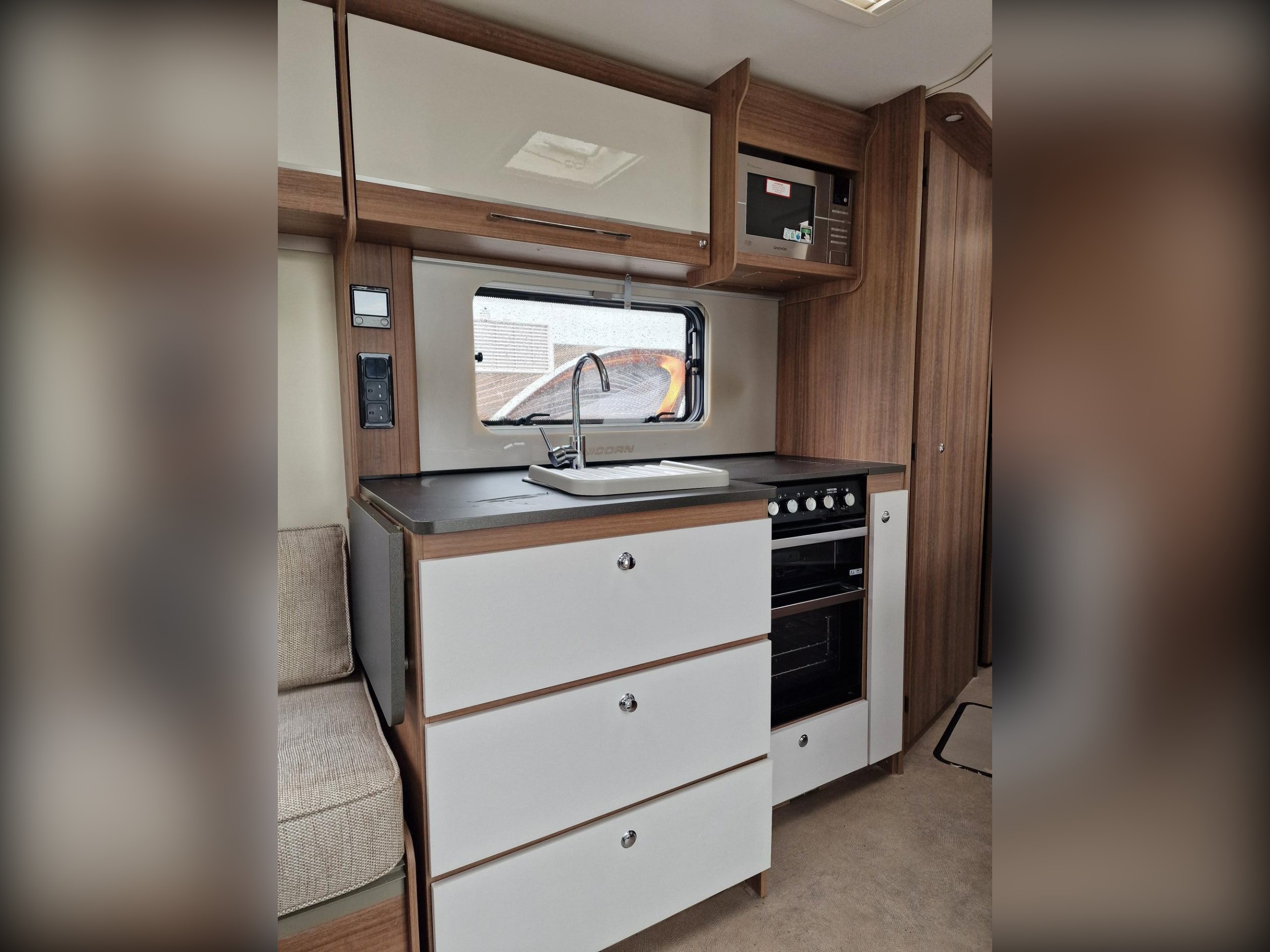 2018 Bailey Unicorn Valencia 4 Berth Caravan with Fixed Bed