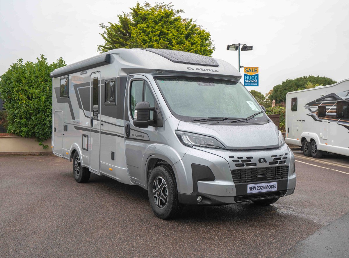 Fiat Adria Compact Supreme DL 140BHP (2024) 3-Berth Compact Motorhome